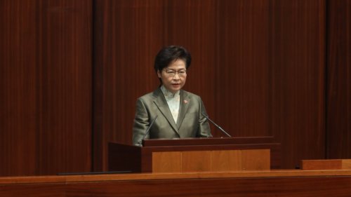 施政報告|政府試行向輪候公屋基層家庭提供現金津貼 施政報告|政府試行向輪候公屋基層家庭提供現金津貼