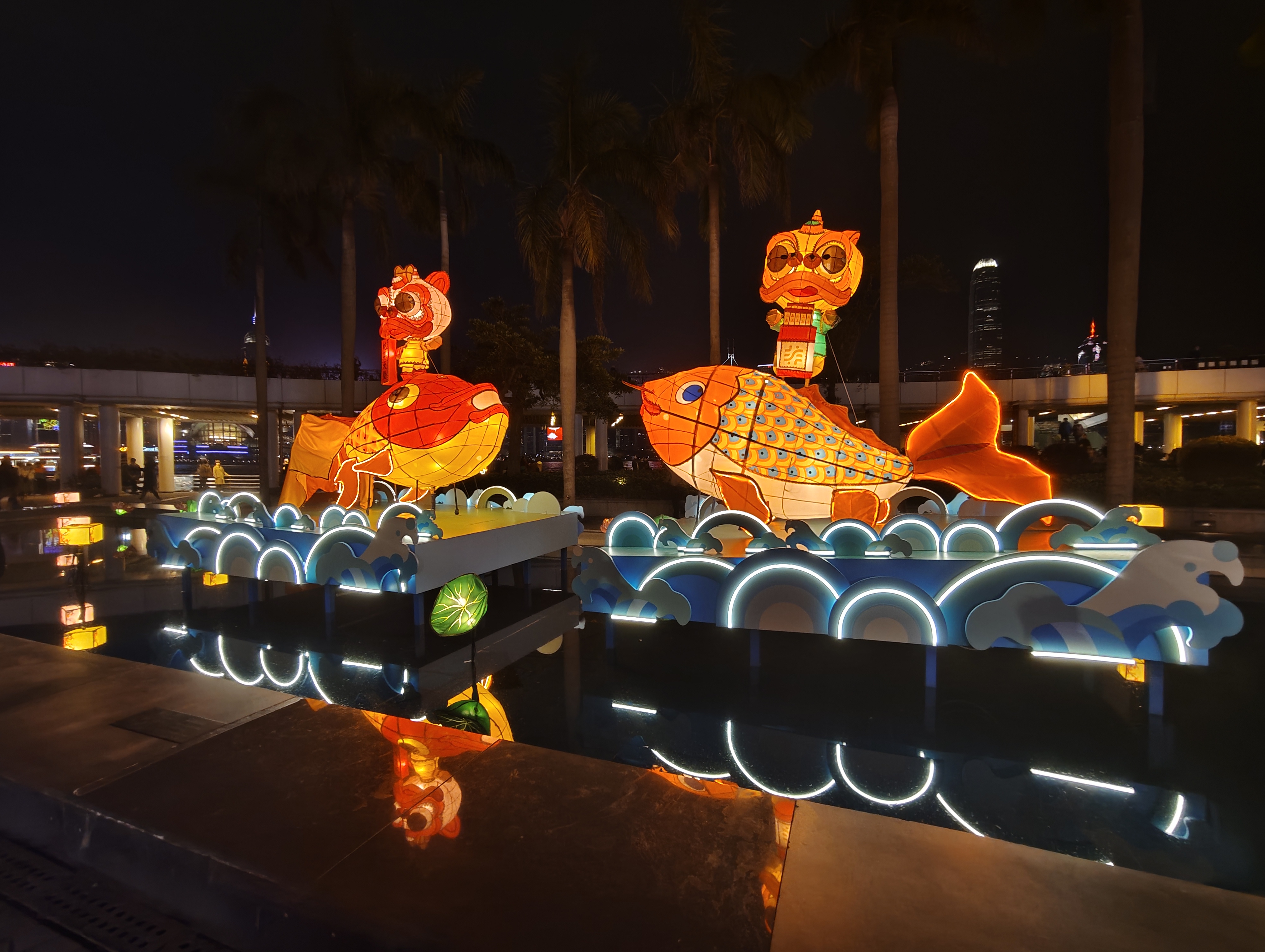 「燈魚躍動．歲歲豐盈」花燈