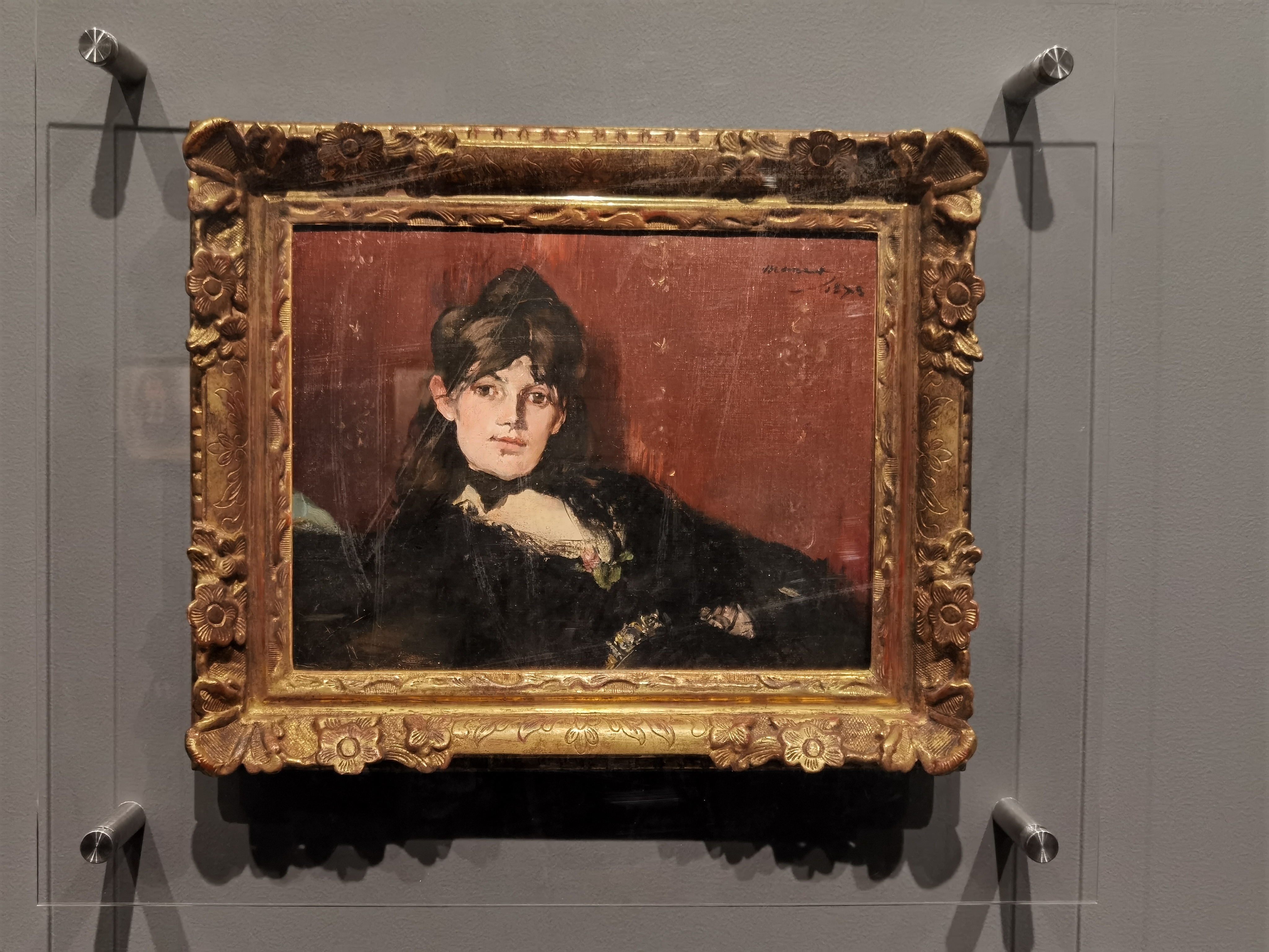 愛德華·馬奈《斜倚的貝爾特·莫里索畫像》1873年（張帆攝）