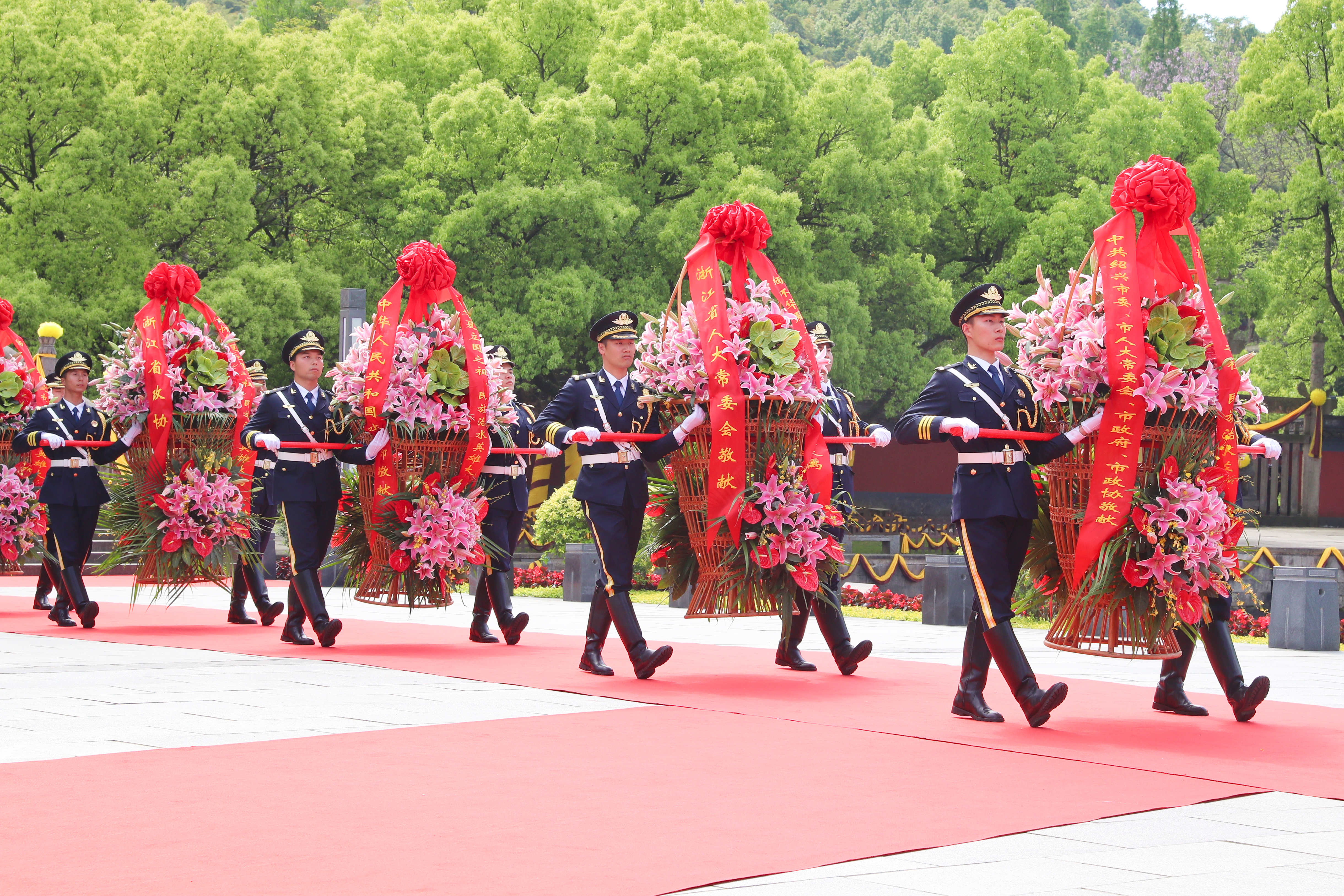 社會各界前往大禹陵參加公祭。（受訪者供圖）