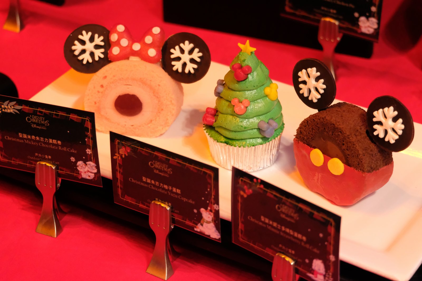 香港迪士尼樂園「A Disney Christmas」聖誕主題活動。(大公文匯全媒體記者 麥鈞傑 攝) 香港迪士尼樂園「A Disney Christmas」聖誕主題活動。(大公文匯全媒體記者 麥鈞傑 攝)