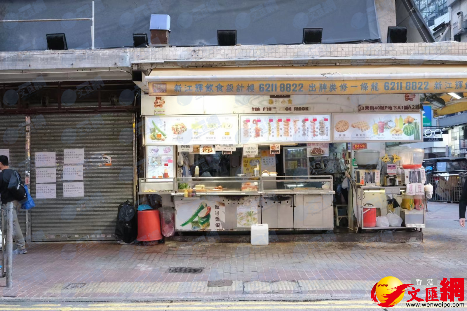 疫情嚴峻，旺角街頭人流減少。（大公文匯全媒體記者 麥鈞傑 攝）