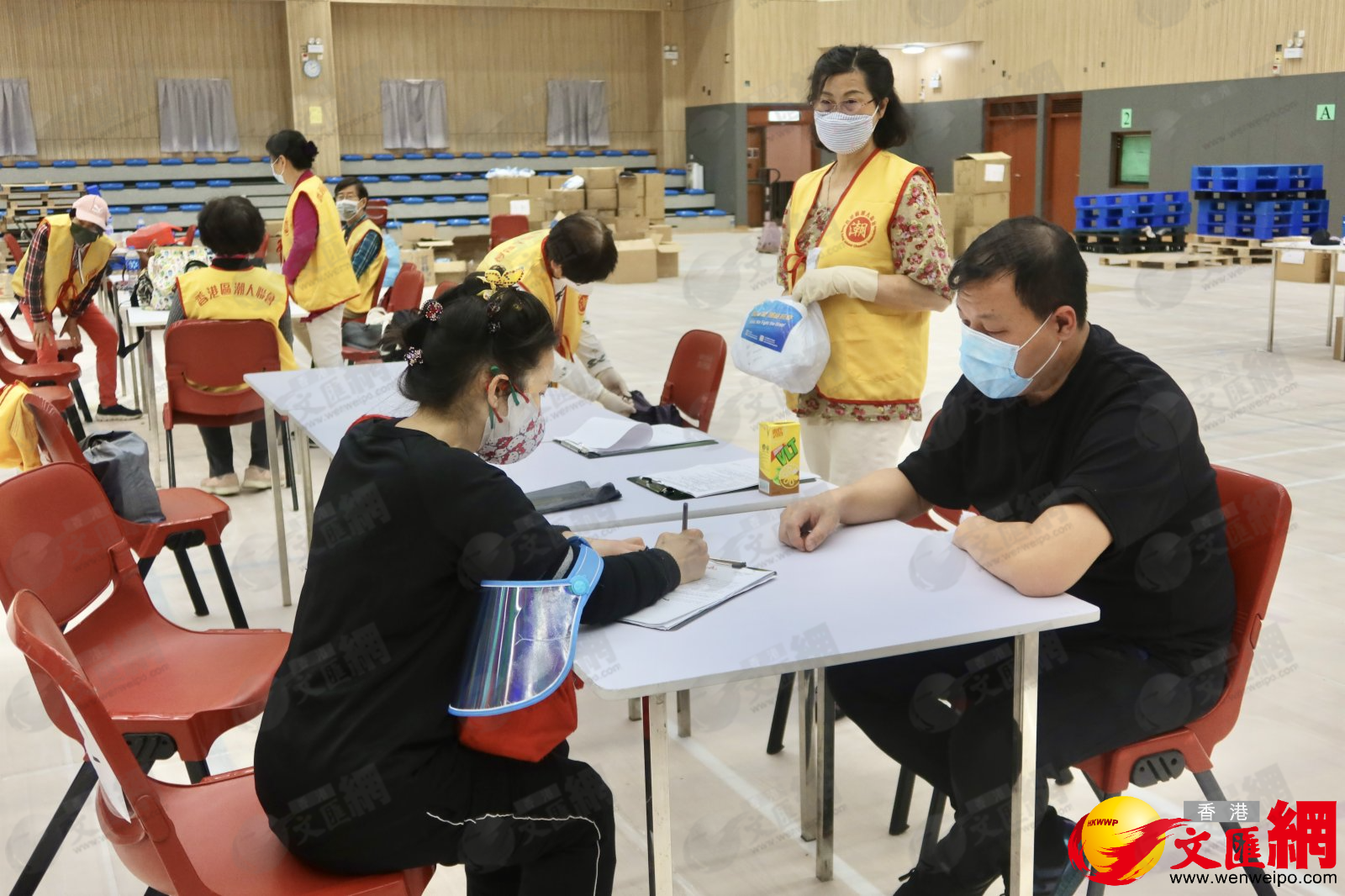 市民登記信息。(大公文匯全媒體記者 楊新雨 攝) 市民登記信息。(大公文匯全媒體記者 楊新雨 攝)