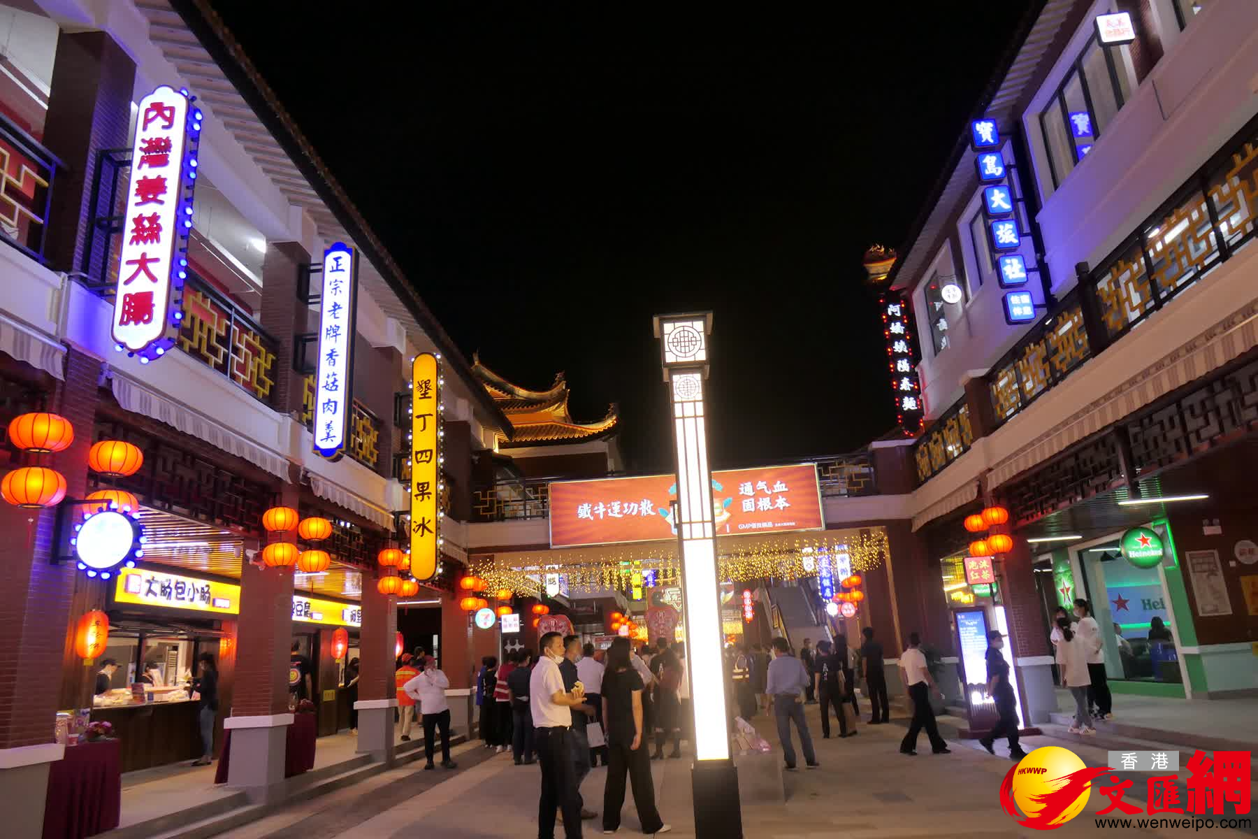 「寶島又一村」文旅商業街復原台灣街景。(賀鵬飛攝) 「寶島又一村」文旅商業街復原台灣街景。(賀鵬飛攝)