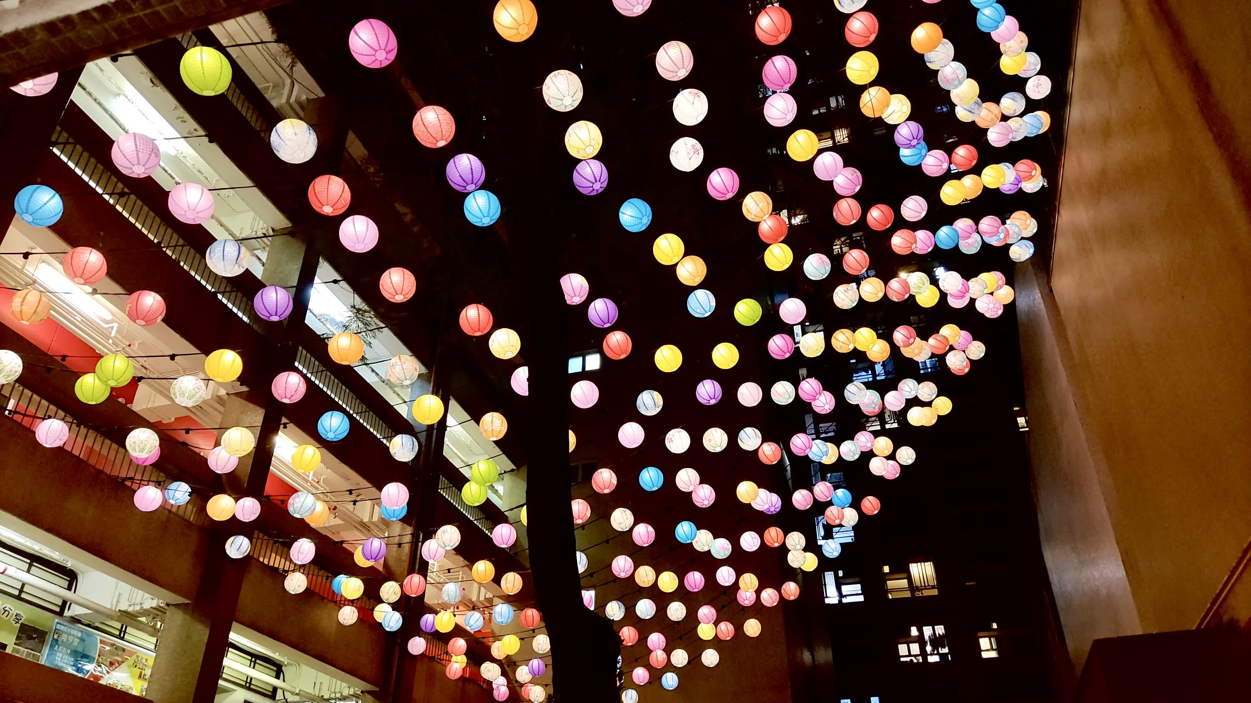 中秋節傳統的藝術紙燈籠。（受訪者供圖）