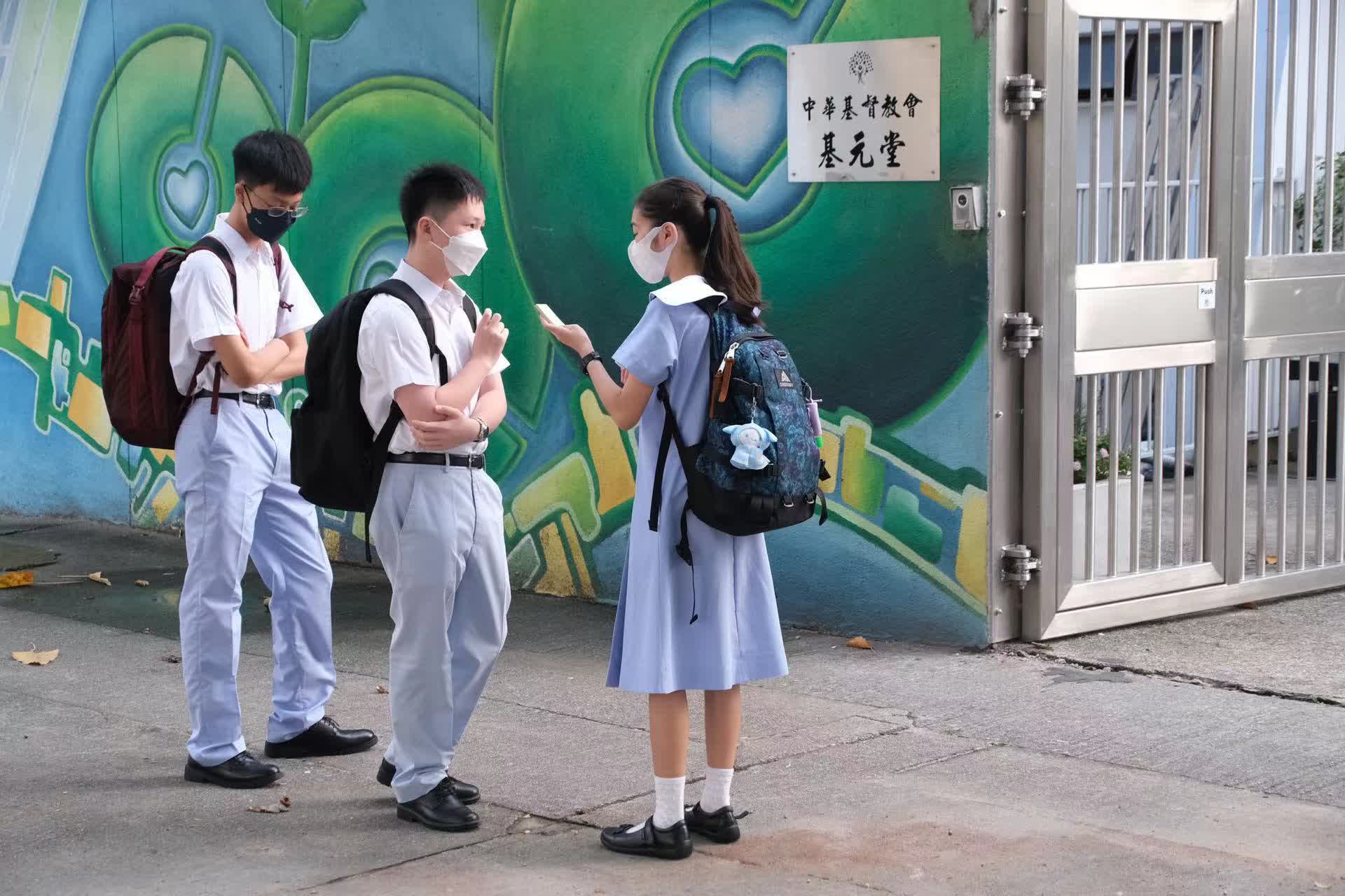 教局籲學校加強學生聯繫感 共建關愛校園 - 香港 - 香港文匯網