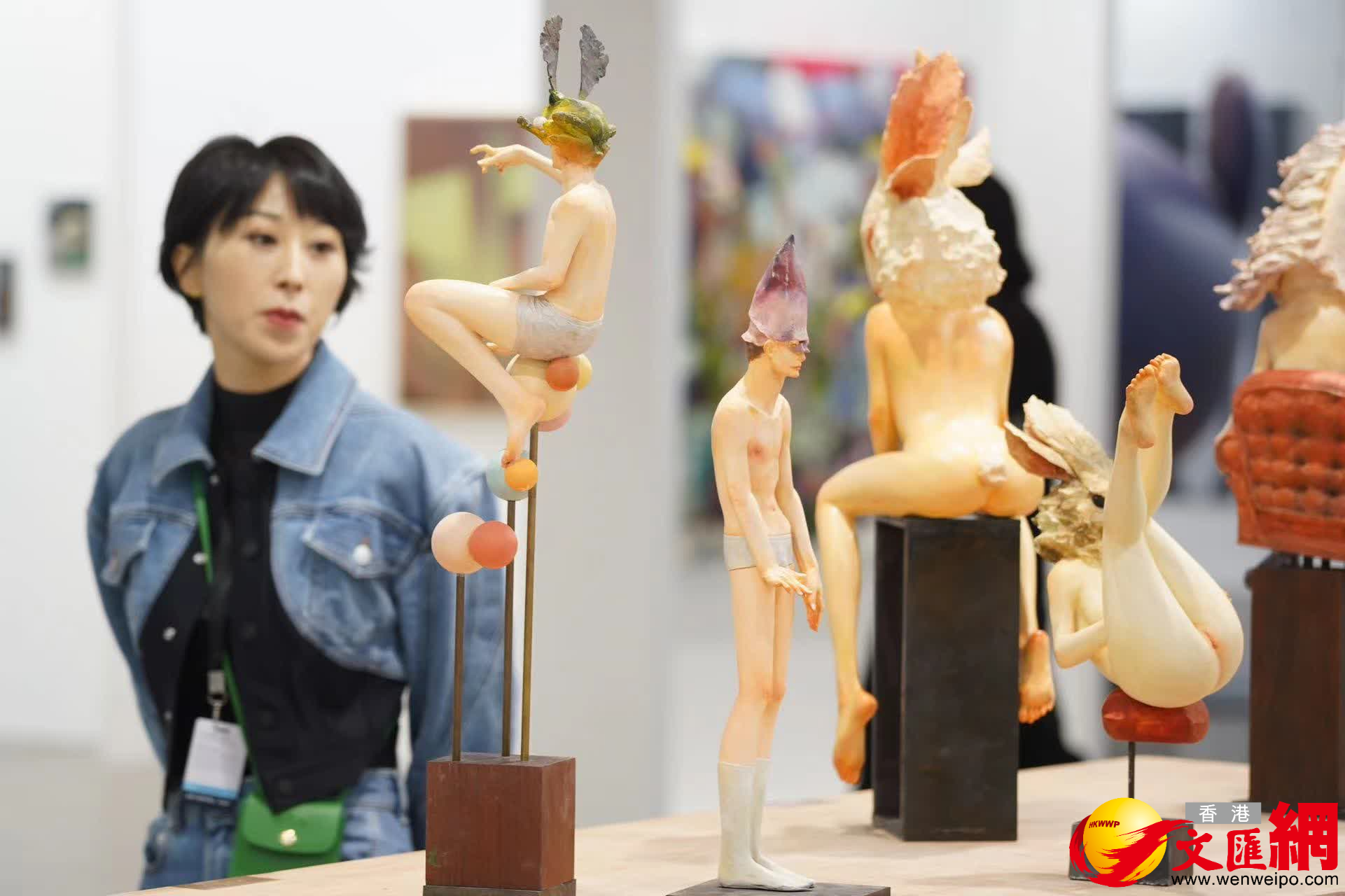 Art Central展出亞洲及國際畫廊新晉藝術家的作品。（大公文匯全媒體記者麥鈞傑攝）