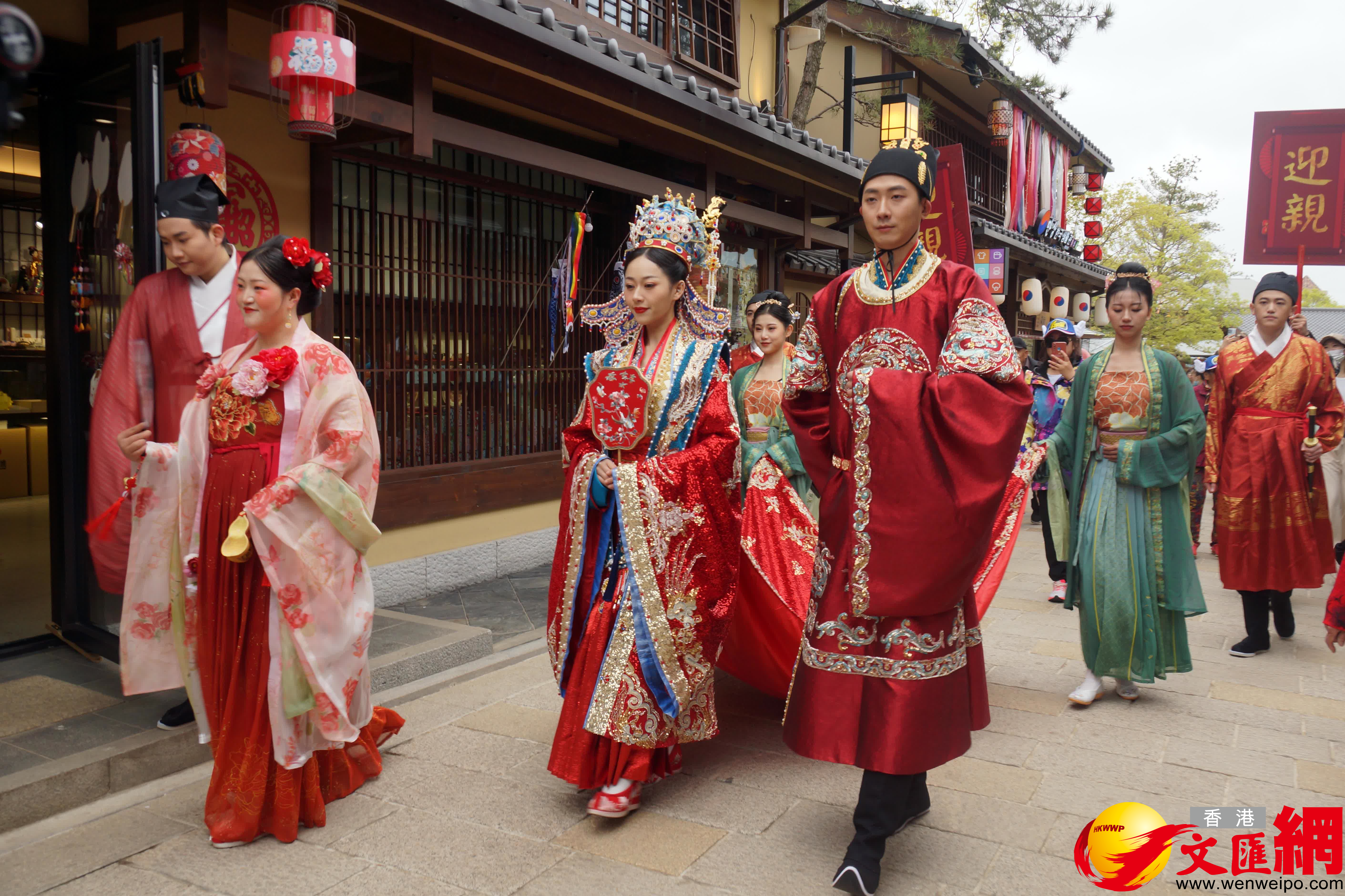 「公主出嫁狀元郎」沉浸式國風婚禮大典。（記者宋偉 攝）