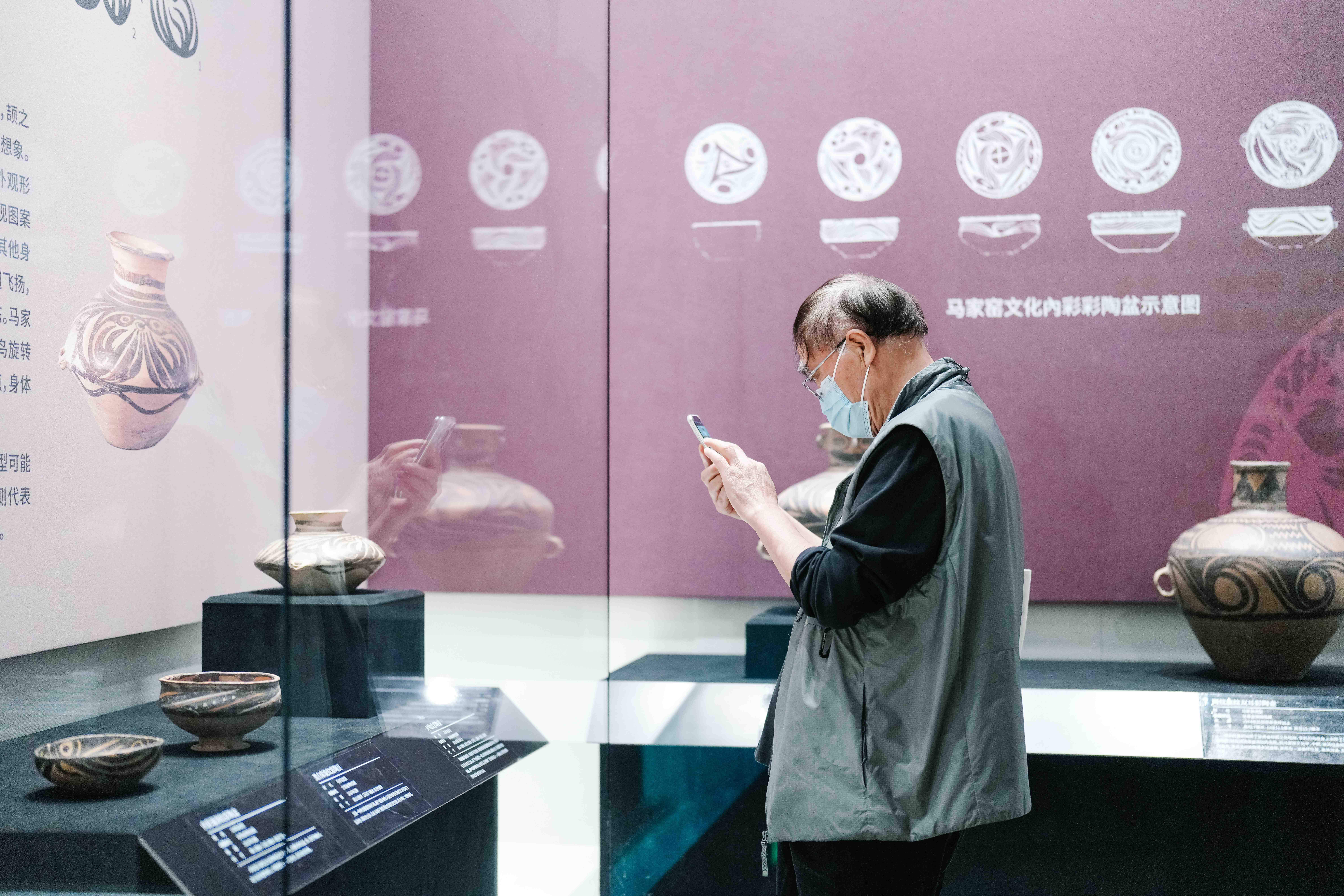 呈現彩陶藝術之巔峰馬家窯文化彩陶特展深圳啟幕- 文博- 香港文匯網