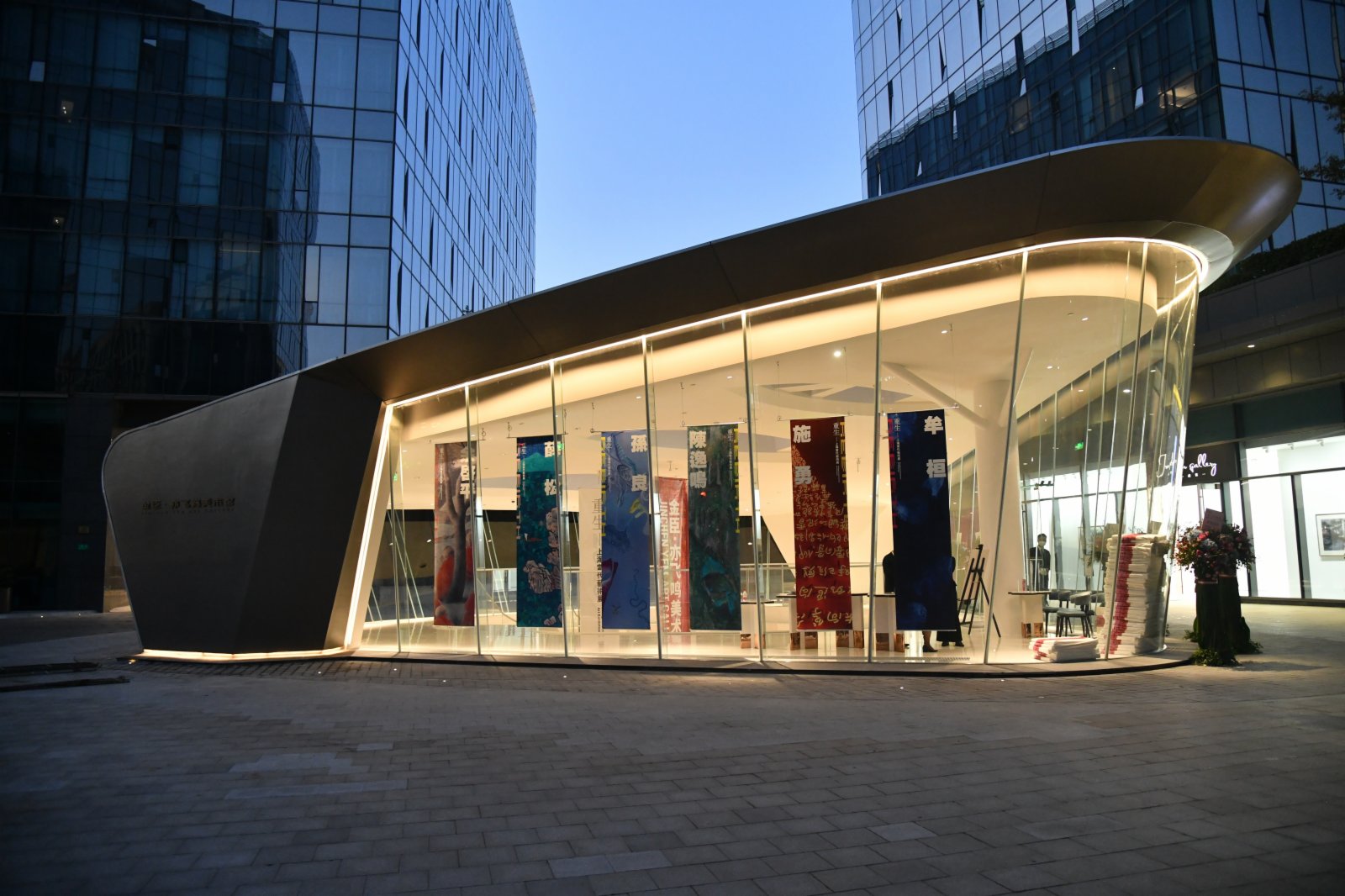 金臣·亦飛鳴美術館,致力於打造「無牆美術館」。記者張帆 攝 金臣·亦飛鳴美術館,致力於打造「無牆美術館」。記者張帆 攝