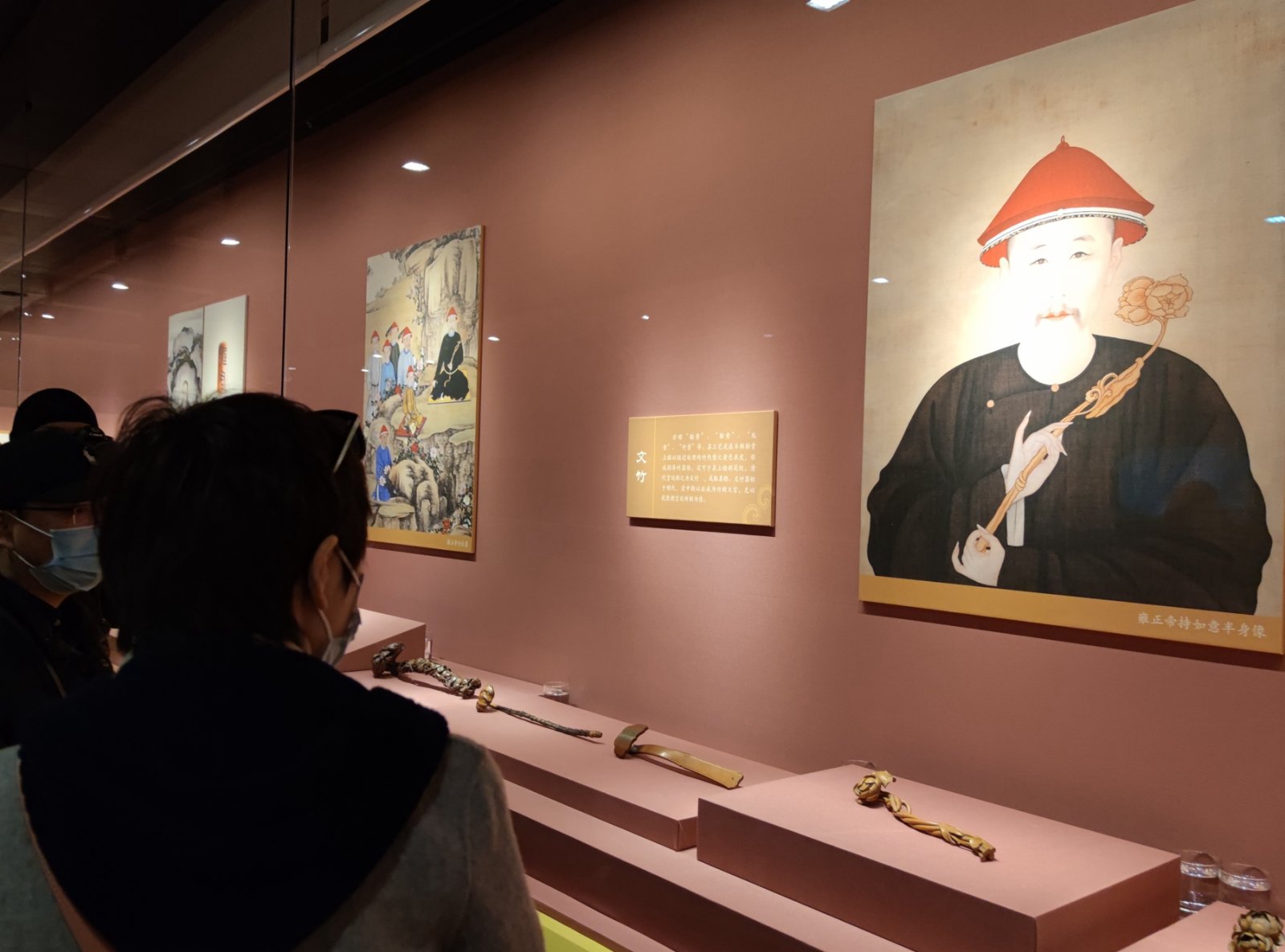 「吉祥如意——故宮博物院典藏如意展」展覽現場。 「吉祥如意——故宮博物院典藏如意展」展覽現場。