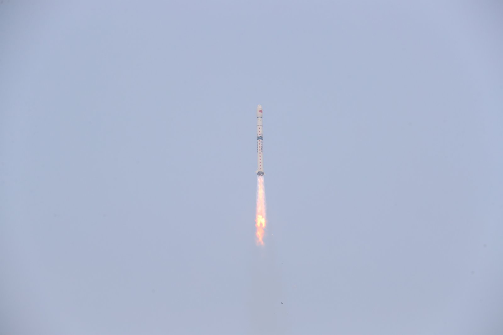 4月9日7時01分，我國在太原衛星發射中心用長征四號乙運載火箭，成功將試驗六號03星發射升空，衛星順利進入預定軌道。新華社
