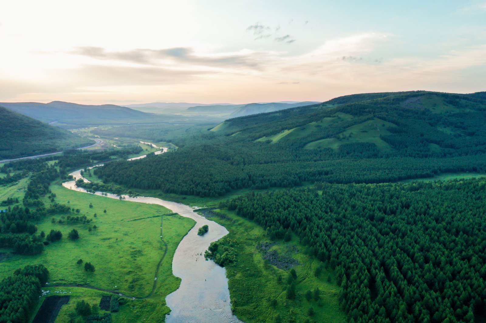 阿爾山國家森林公園風光。（新華社）