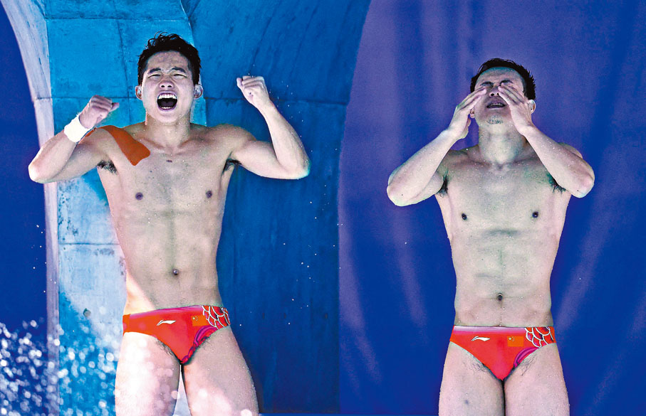 跳水男子雙人三米板收復里約「失地」 謝思埸腳帶鋼釘起跳 - 內地 - 香港文匯網