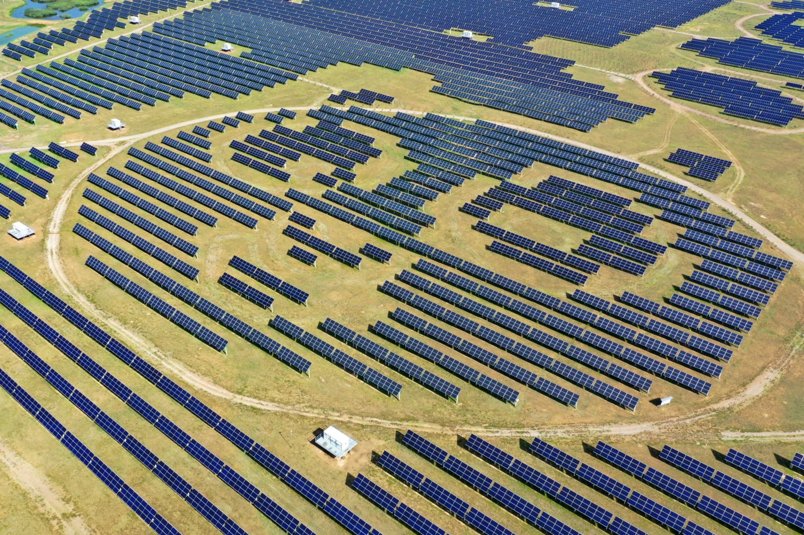 這是8月3日拍攝的「熊貓電站」（無人機照片）。（新華社）