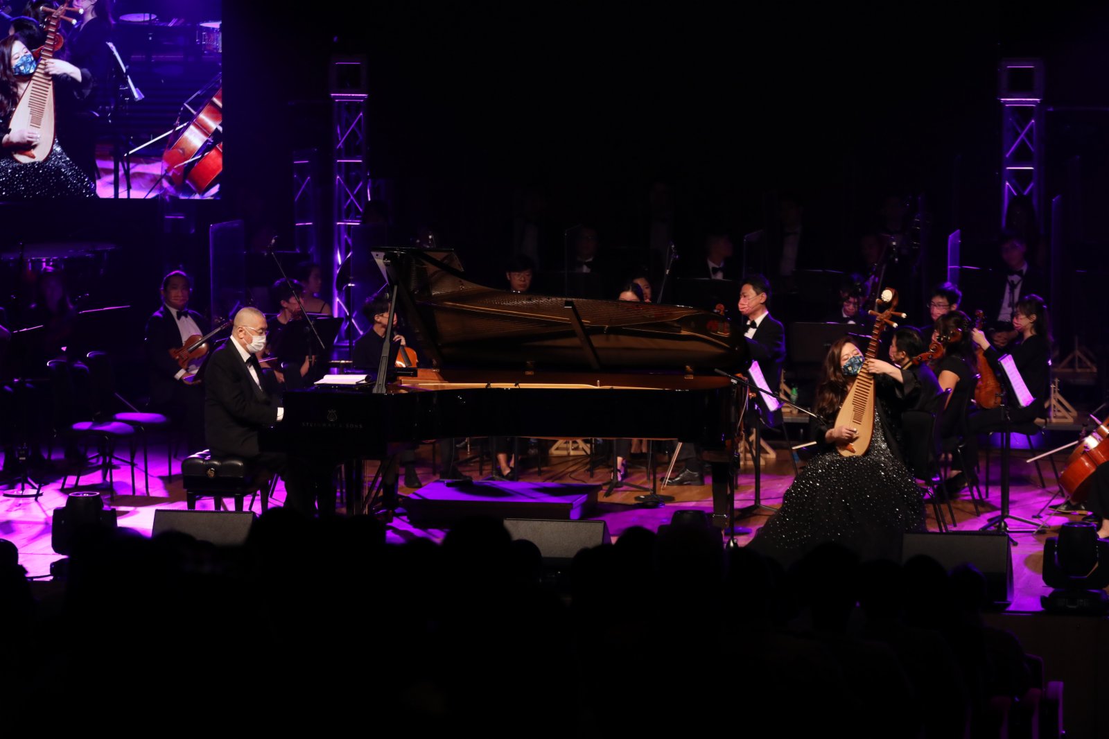 著名鋼琴家劉詩昆演奏《我的祖國》，並與妻子孫穎共同演奏《俄羅斯組曲：三套車、紅莓花兒開、莫斯科郊外的晚上、喀秋莎》。