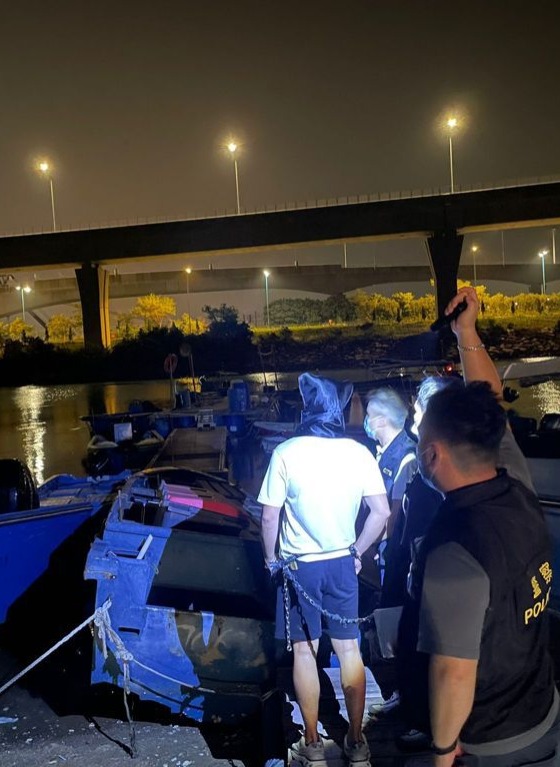 警方連日打擊海上走私活動　拘捕85人