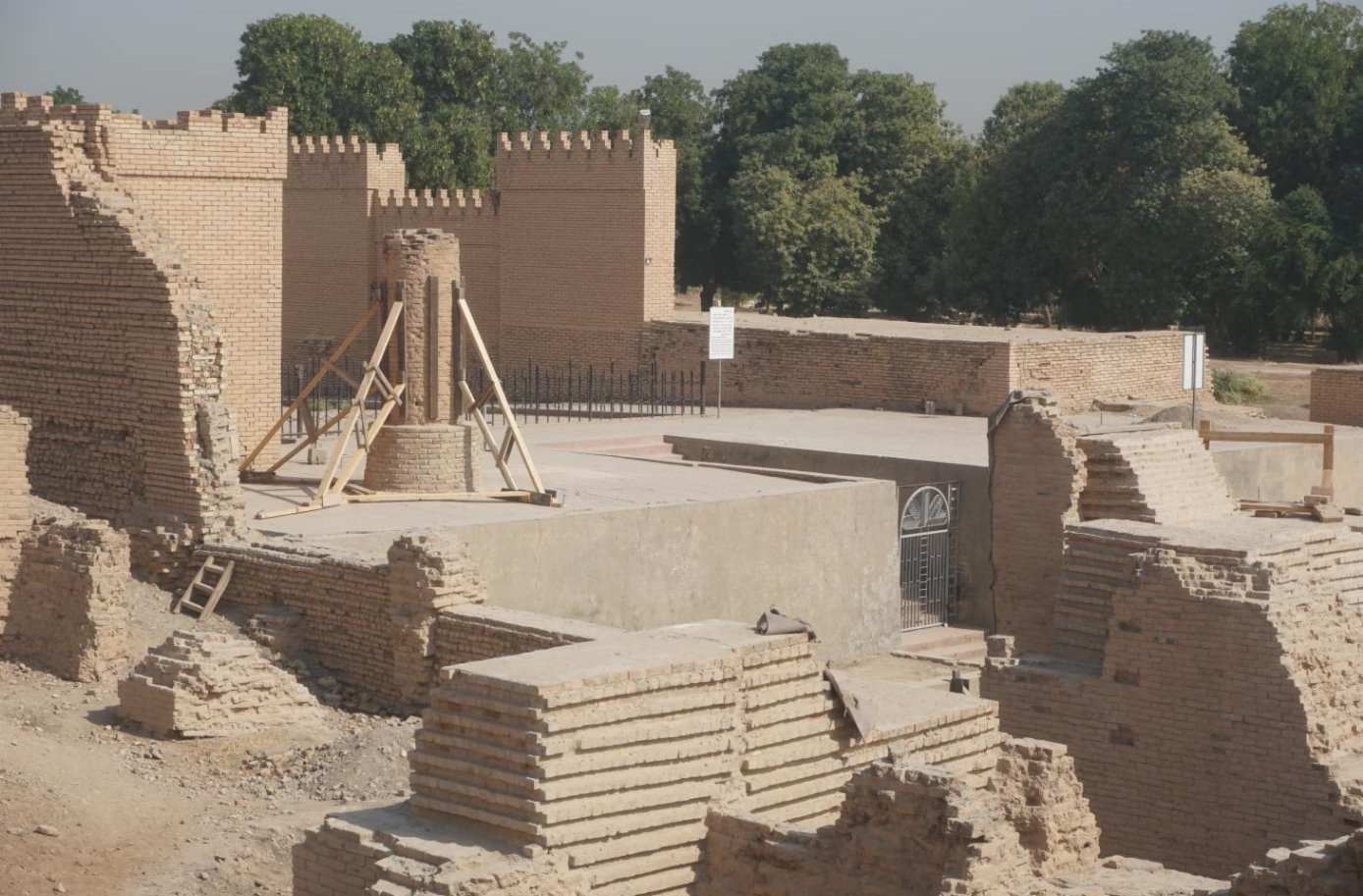 這是10月16日拍攝的伊拉克巴比倫古城遺址。（新華社）