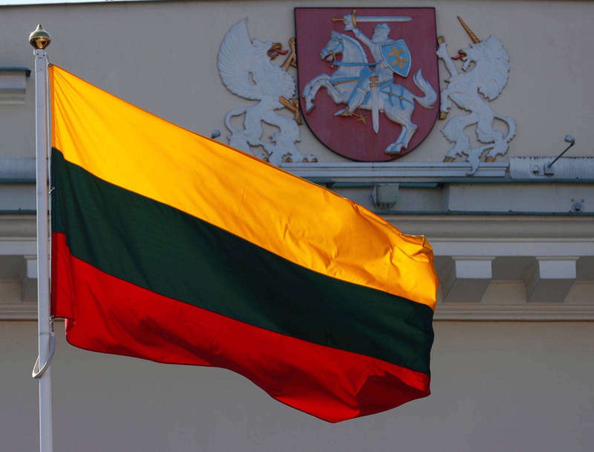趙立堅：立陶宛個別政客犯下錯誤還百般狡辯