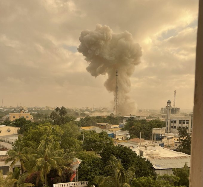索馬里国都爆炸現場曝光：位於前總統住所临近