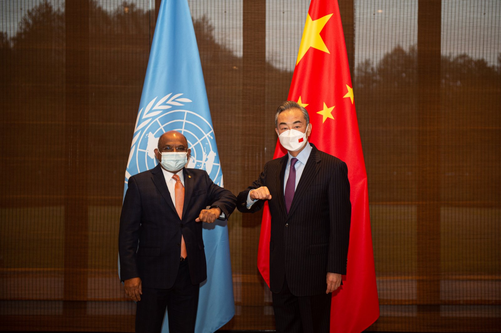 王毅同第76屆聯合國大會主席沙希德會談