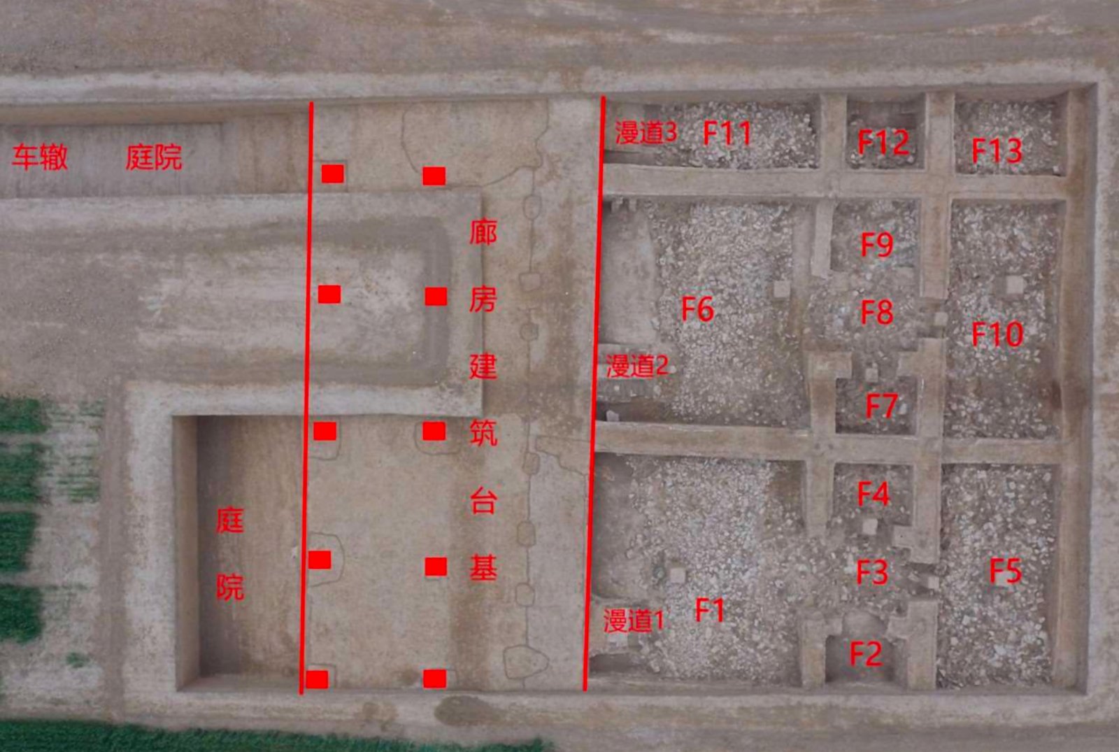 這是顯陽殿北側廊房與北排房布局（右為北，新華社資料照片）。