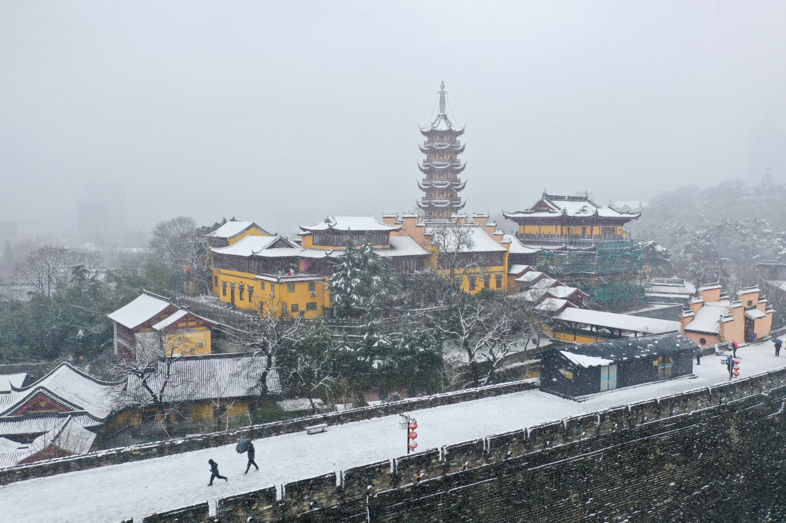 這是2月7日拍攝的南京雞鳴寺。