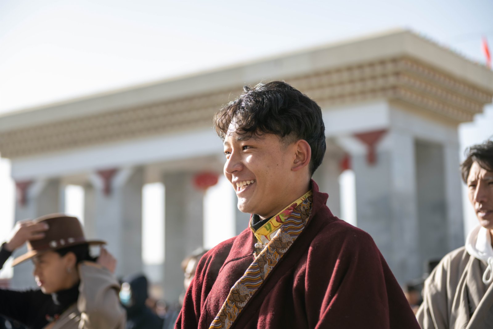 那曲市群眾參加慶祝活動。