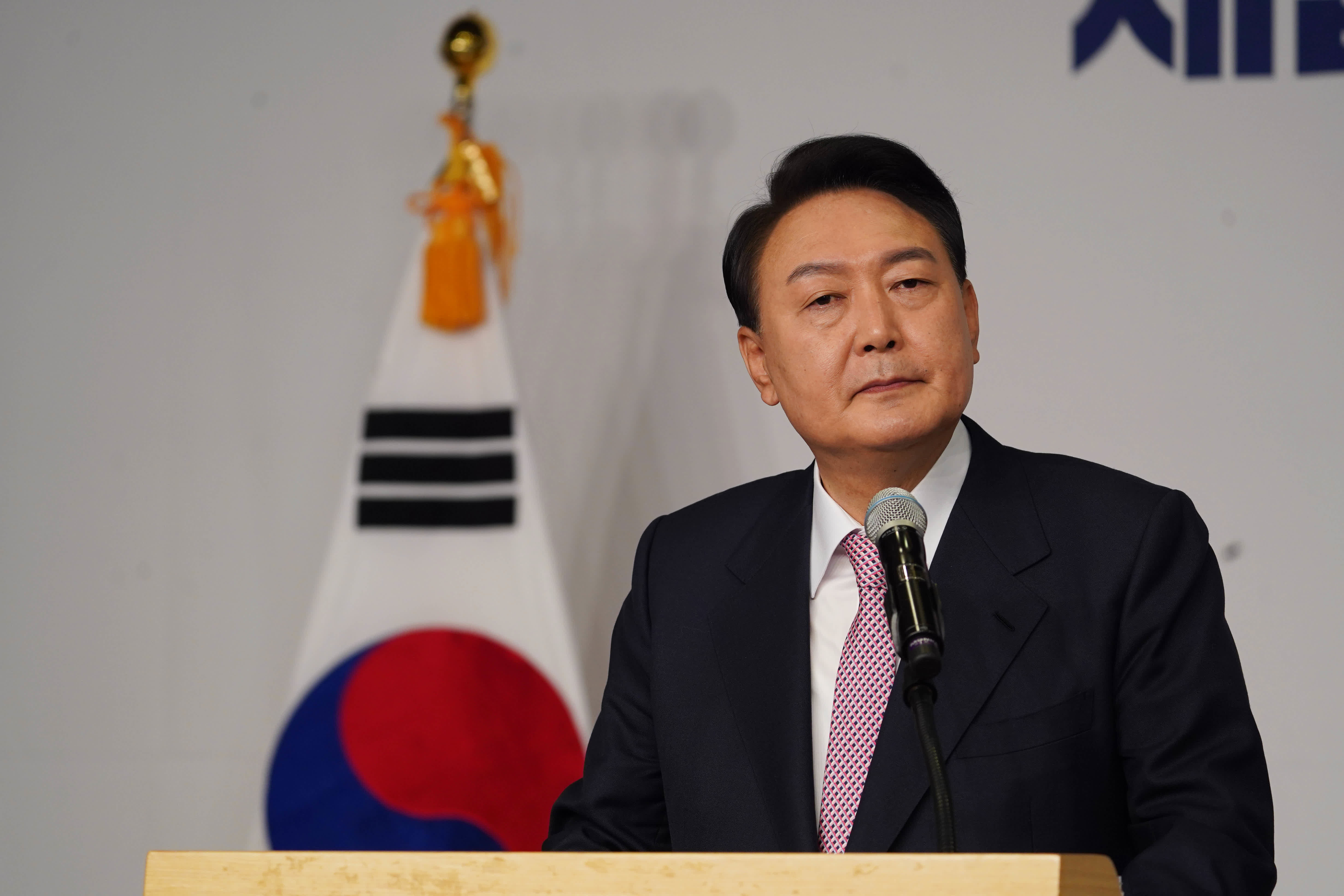 韓總統施政好評率呈下滑趨勢　差評率超6成