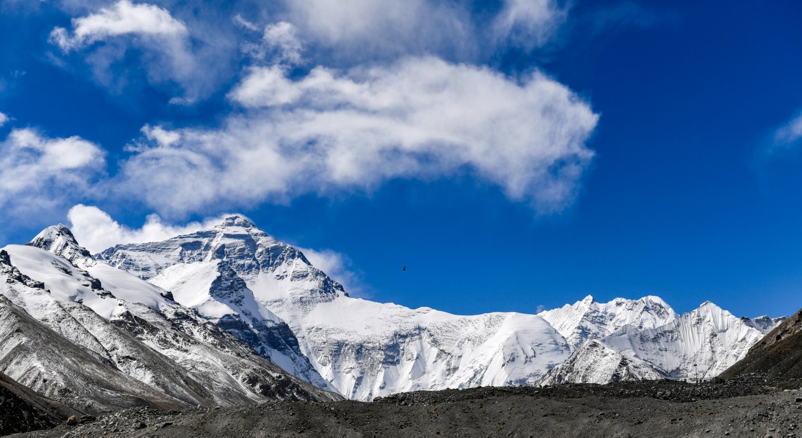  這是5月5日拍攝的珠穆朗瑪峰。