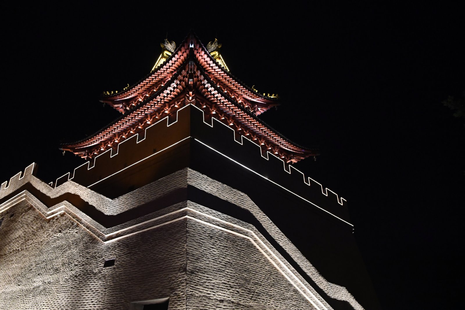 天水古城夜景。（新華社）