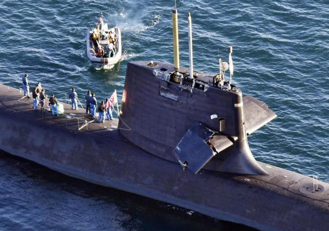 日本潛艇與中國香港籍貨輪相撞　系船員「誤判聲源」