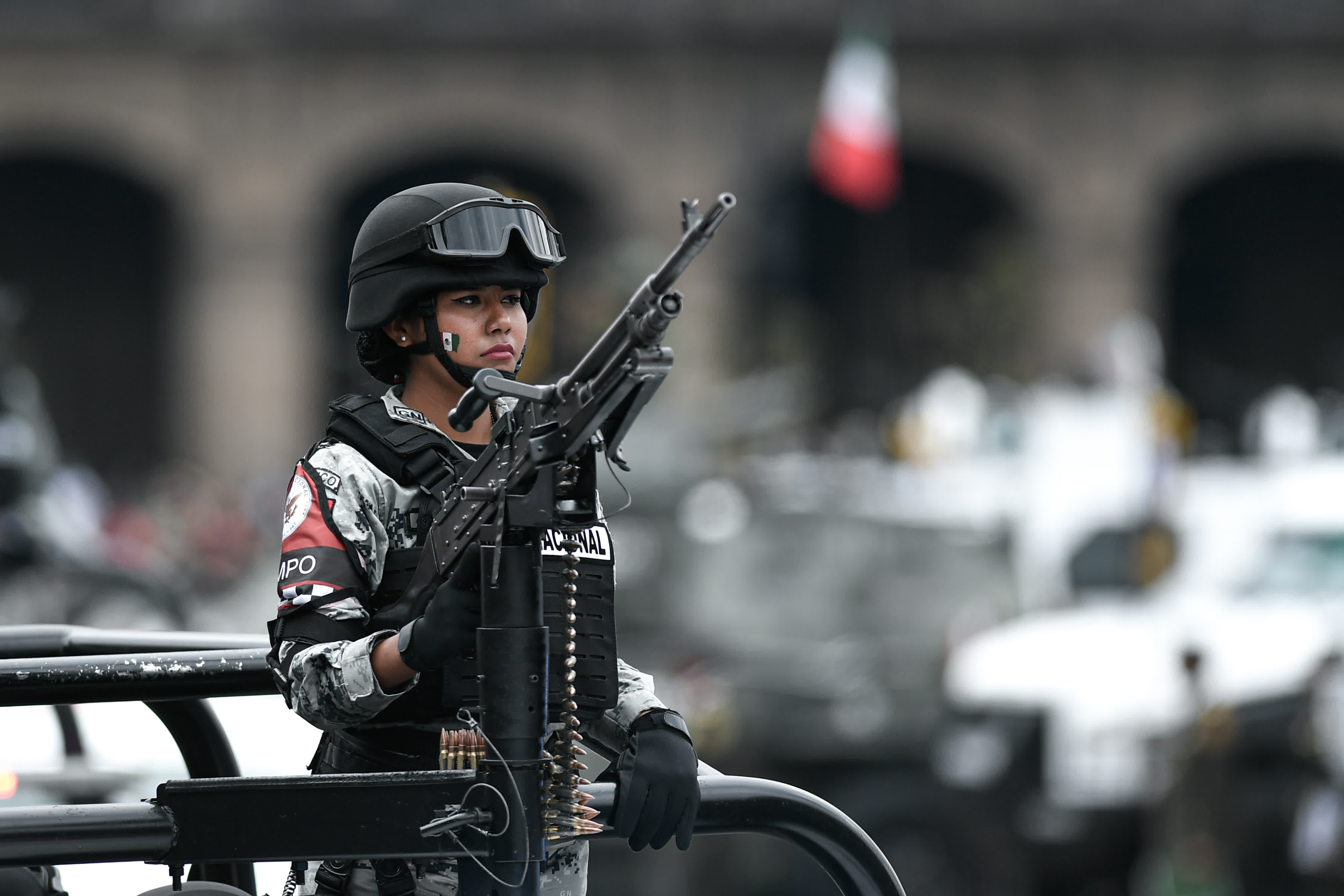 墨西哥國民警衛隊參加閱兵式。（新華社）