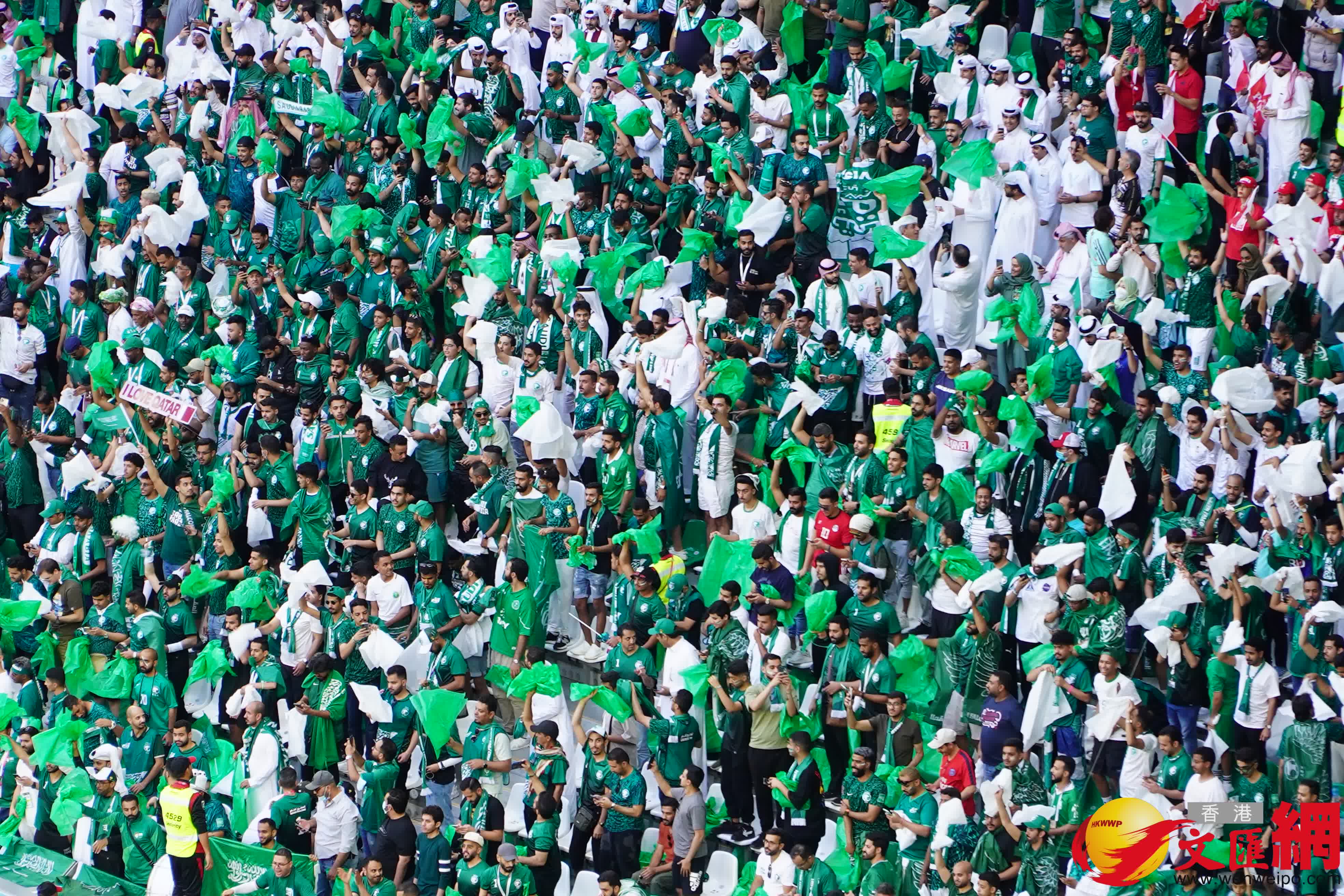 記者手記｜波蘭VS沙特阿拉伯　沙地球迷將體育場染成一片綠色