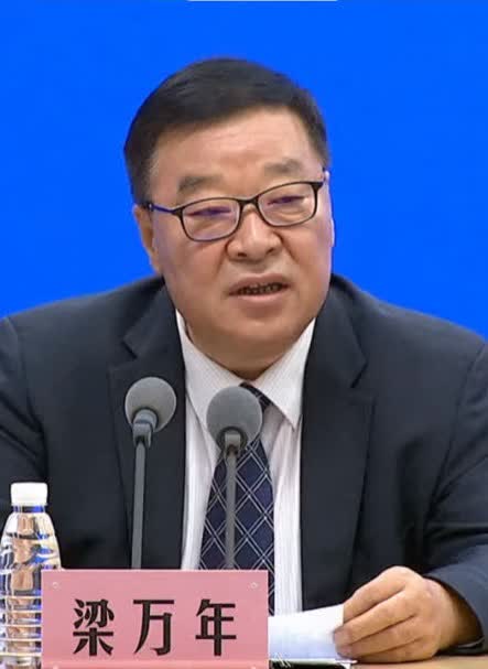 梁萬年：中國持續因時因勢動態優化防控策略和防控措施