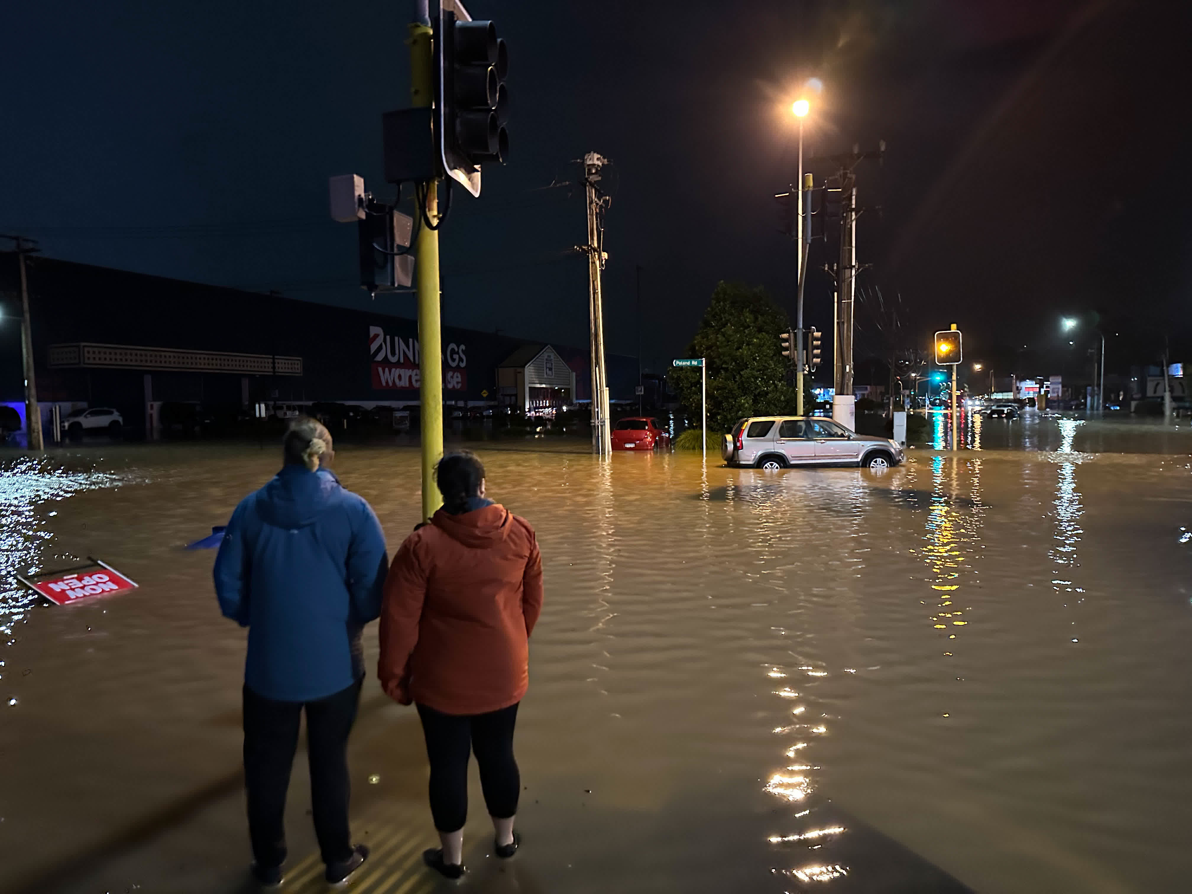 新西蘭奧克蘭暴雨成災進入緊急狀態