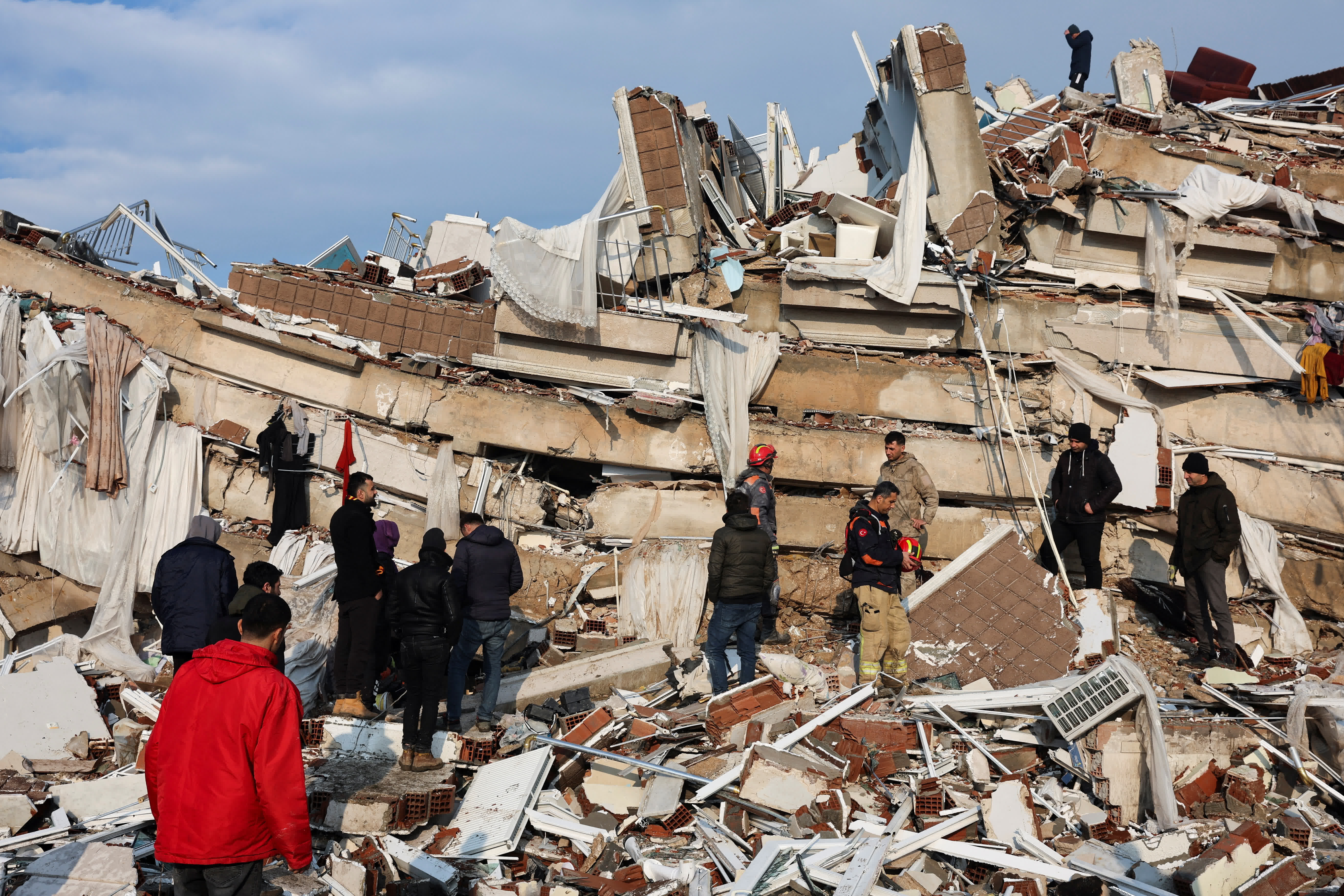 土耳其強震已经致該國3381人降生