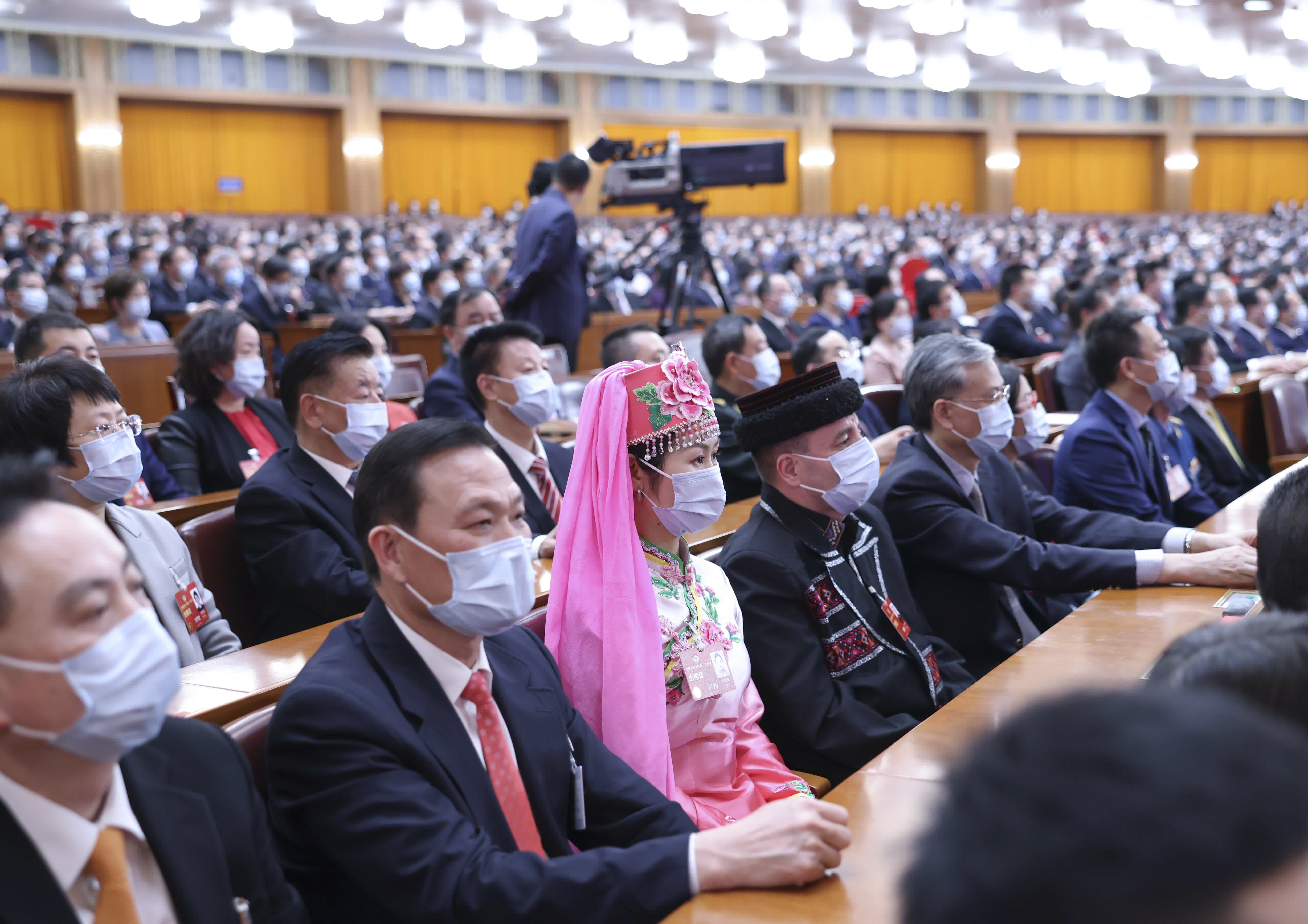 3月10日，全國政協十四屆一次會議在北京人民大會堂舉行第三次全體會議。（新華社）