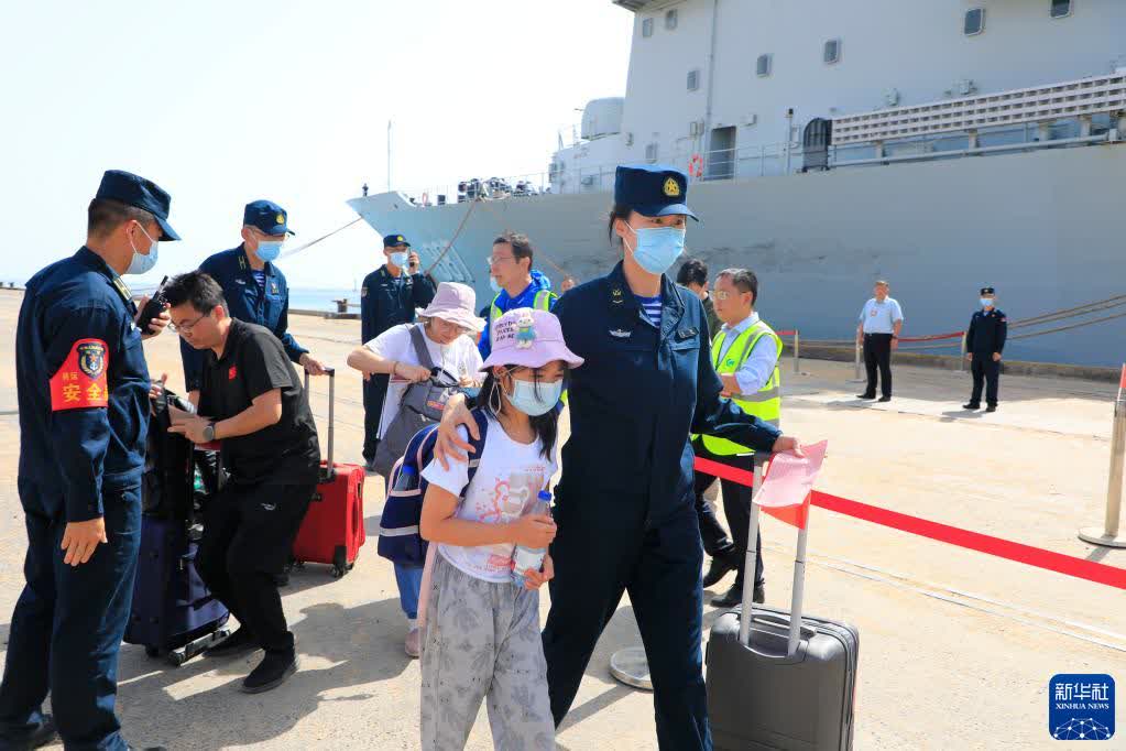 中國海軍再次從蘇丹撤離轉運出493人　221人為外籍