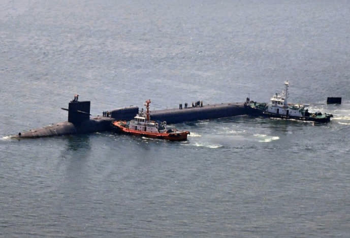 美國「俄亥俄」級核潛艇駛入韓國釜山口岸