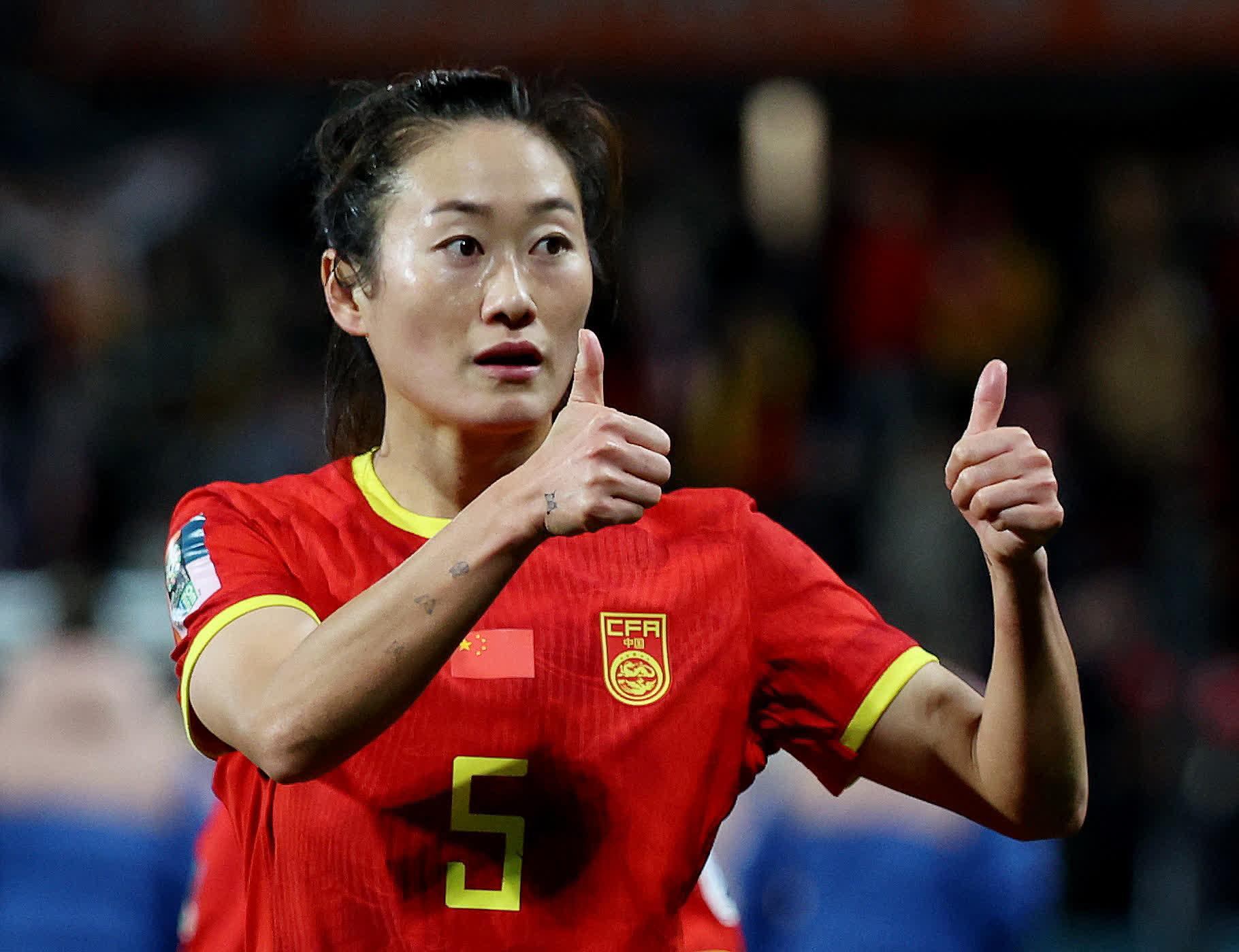 吴海燕和觀眾互動。（路透社）