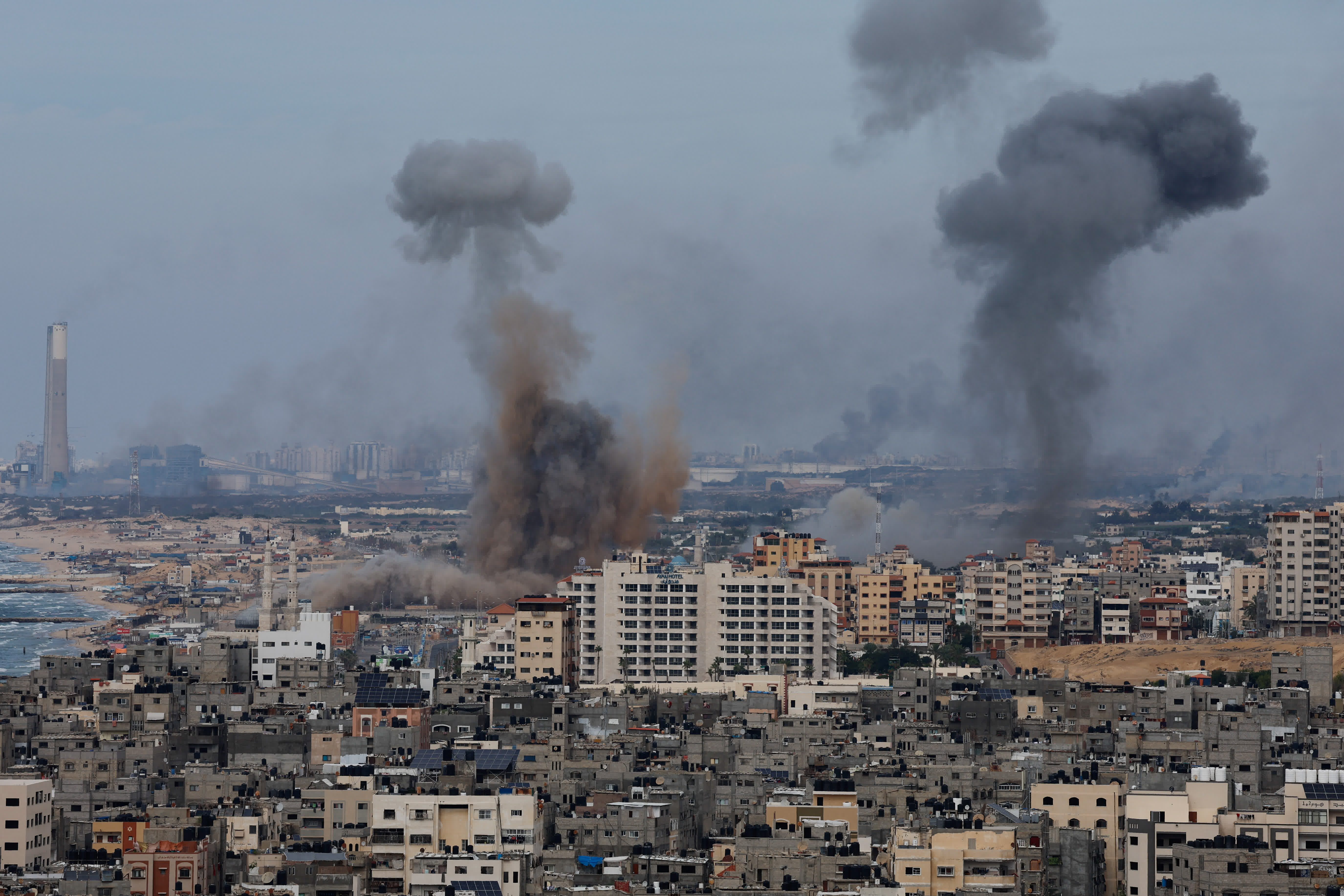 外媒：以色列軍隊正與哈馬斯武裝人員在加沙之外7至8個地點作戰