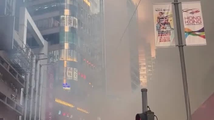 環保斗起火 銅鑼灣多條道路一度封閉 - 香港 - 香港文匯網