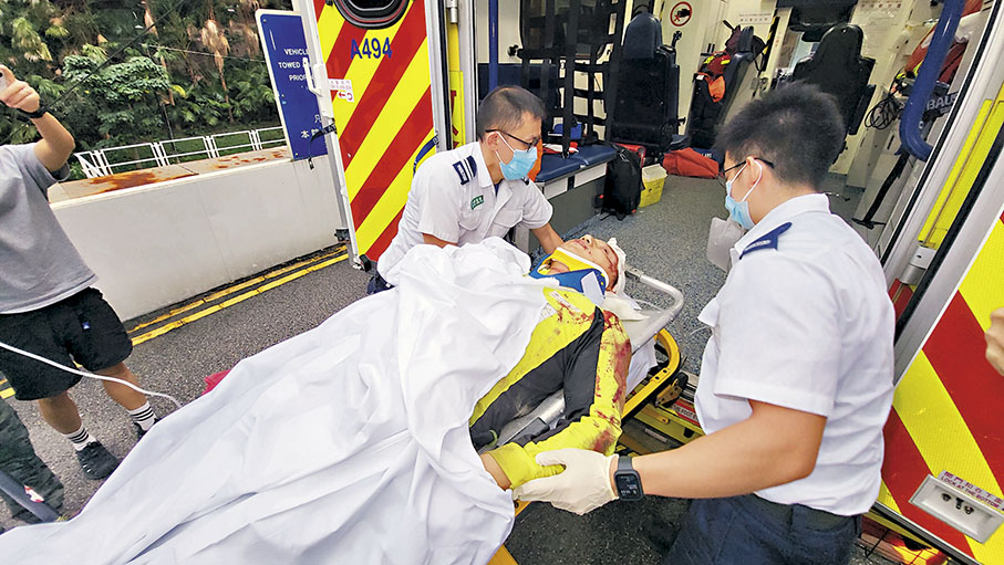 內港工業意外 七旬漢無呼吸心跳送院搶救