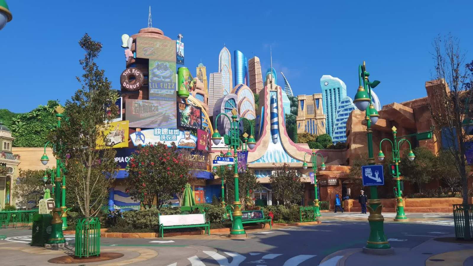 迪士尼全球「獨家」主題園區密集落子中國　上海迪園「瘋狂動物城」今起試運營