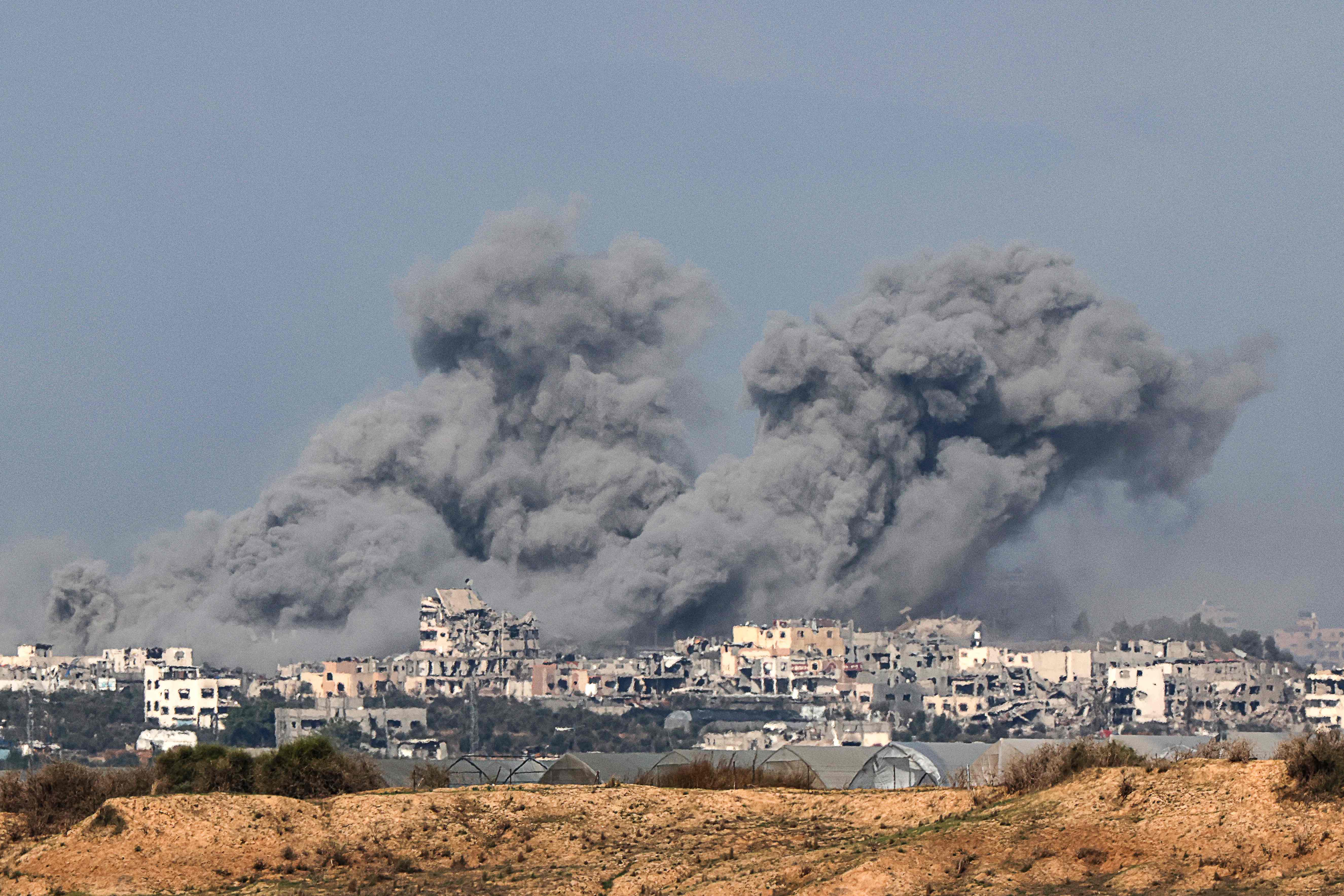 以軍空襲加沙地帶中部醫院至少4人降生