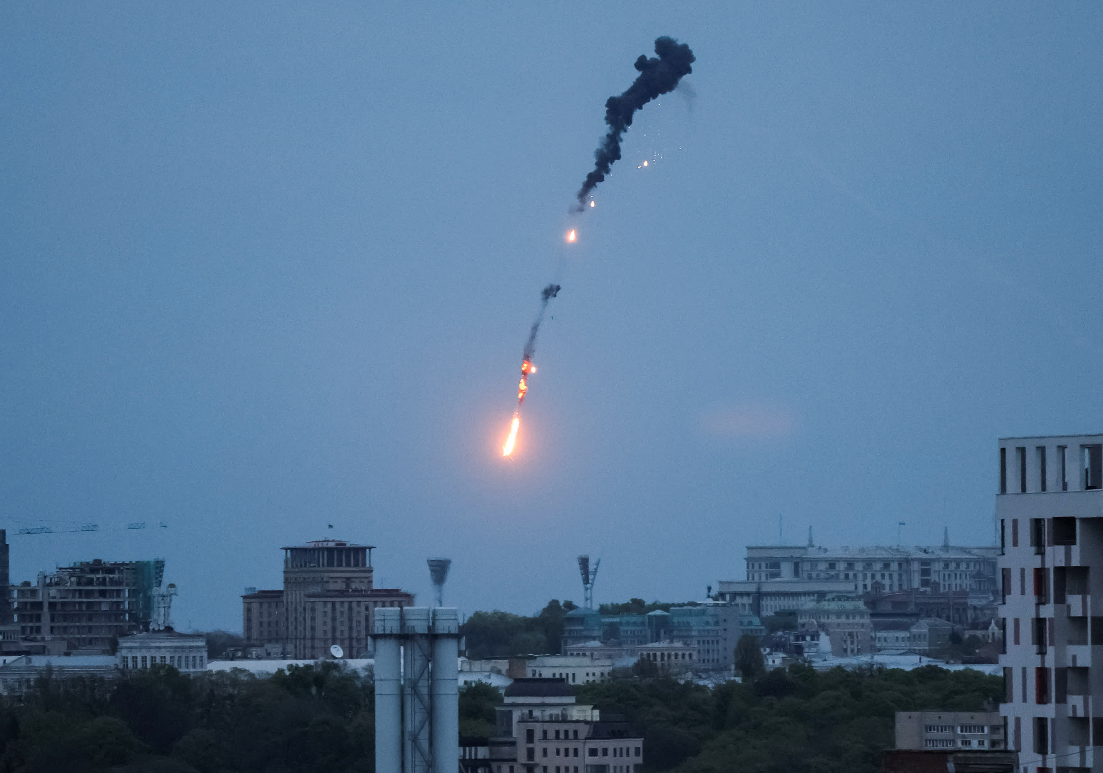 俄沃羅涅日州長：執勤防空系統擊退三架烏軍無人機襲擊