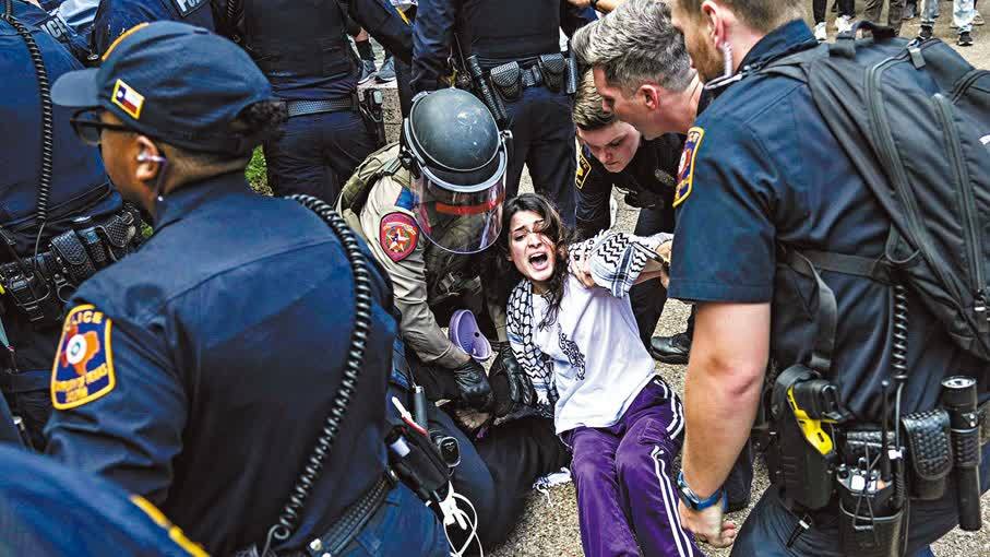 美大學撐巴抗議升級  警大舉拘捕學生記者