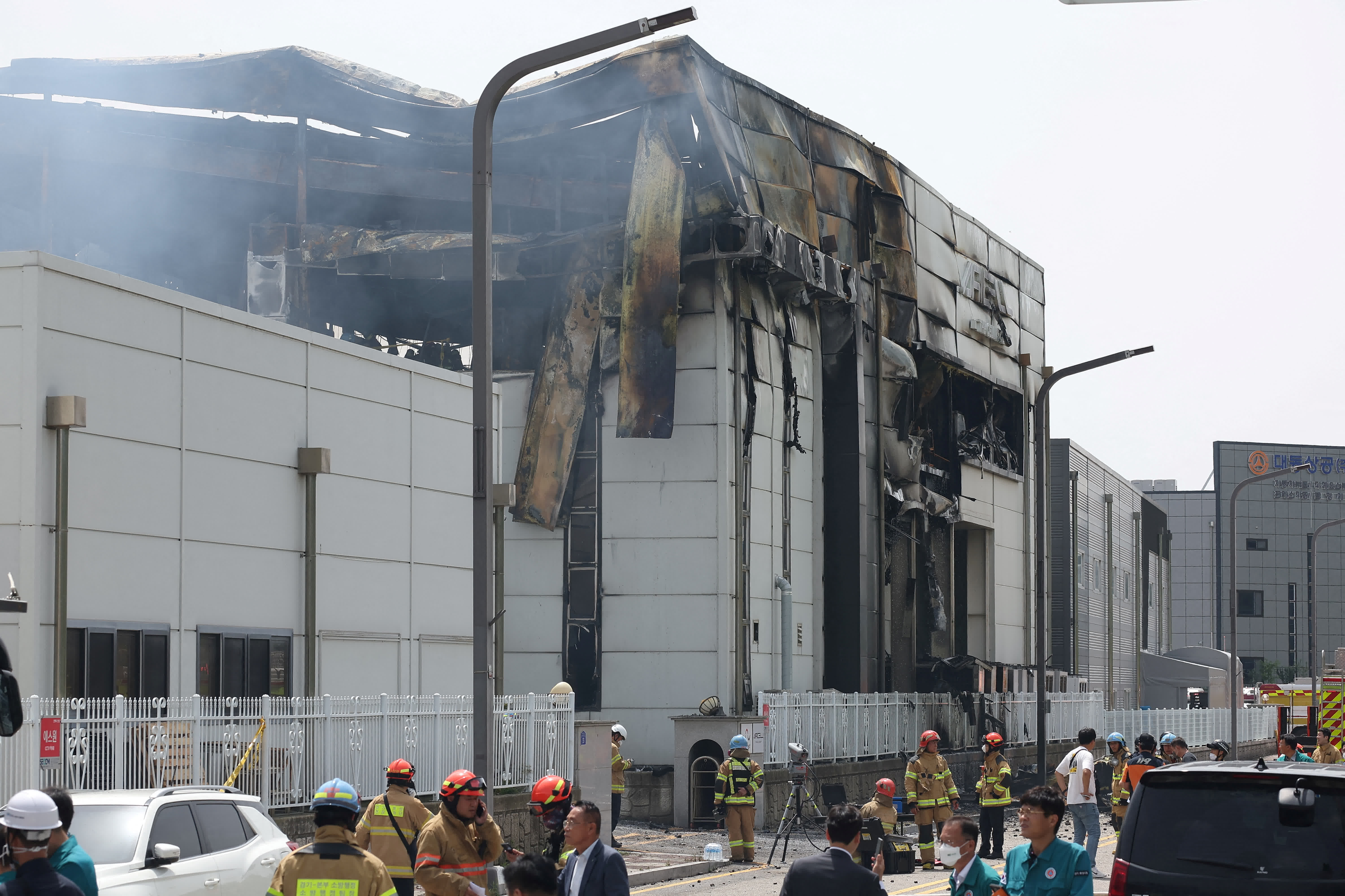 韓國京畿道電池廠火災已致22人死亡