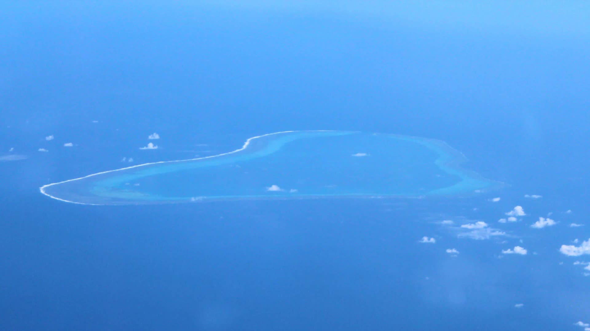 中國政府就黃岩島領海基線發表聲明 - 神州 - 香港文匯網
